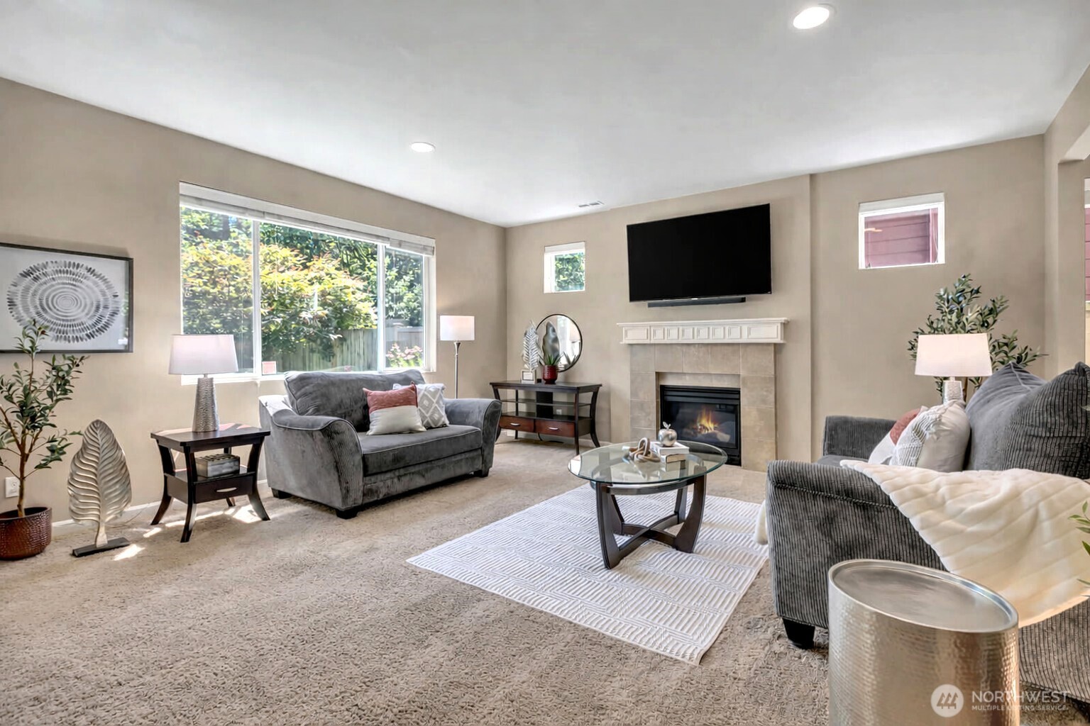 property viewer photo 11