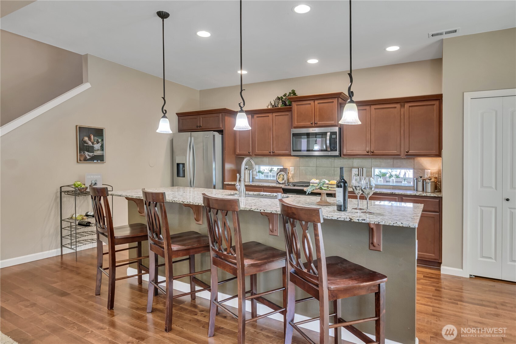 property viewer photo 16