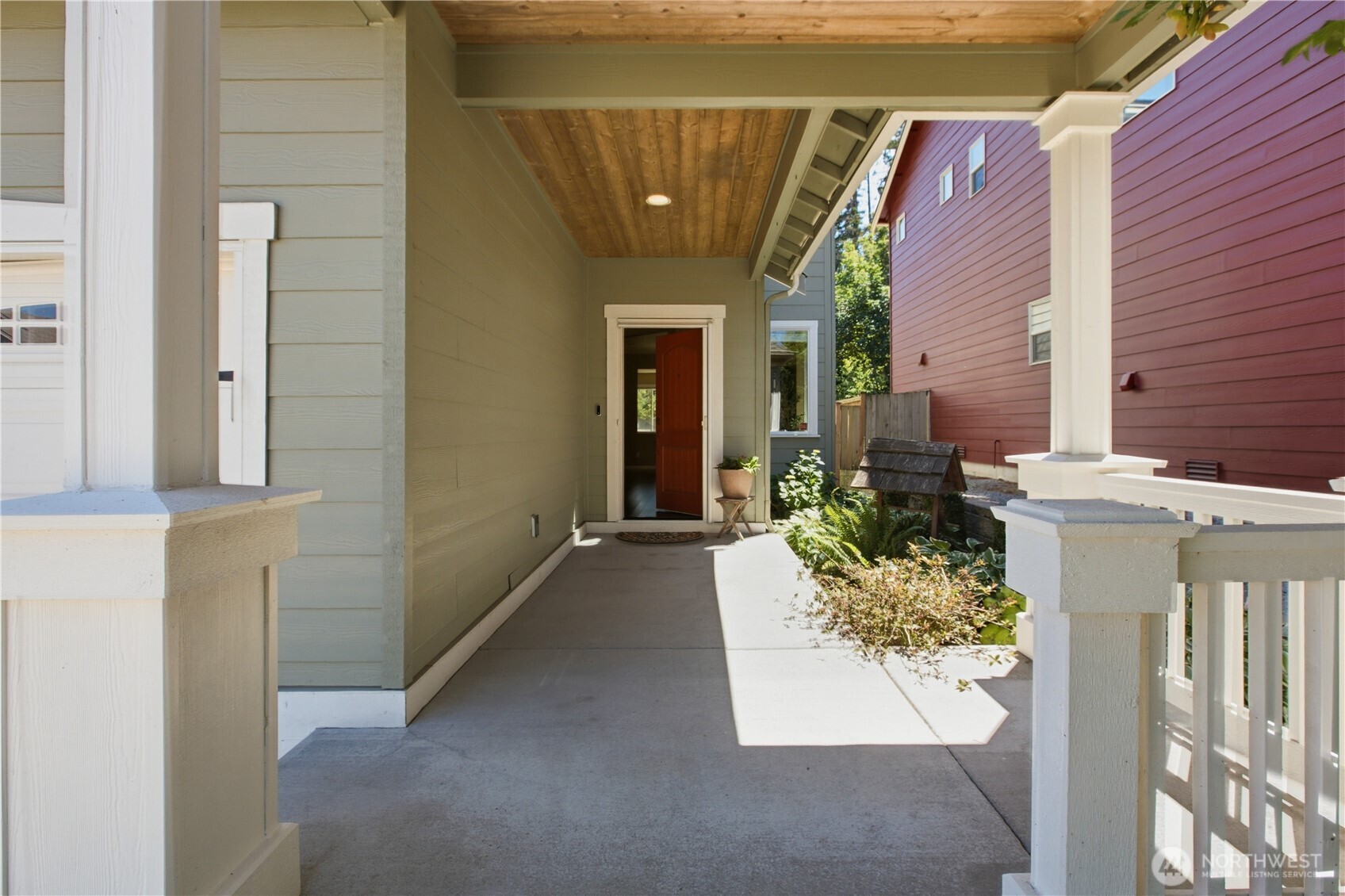 property viewer photo 2