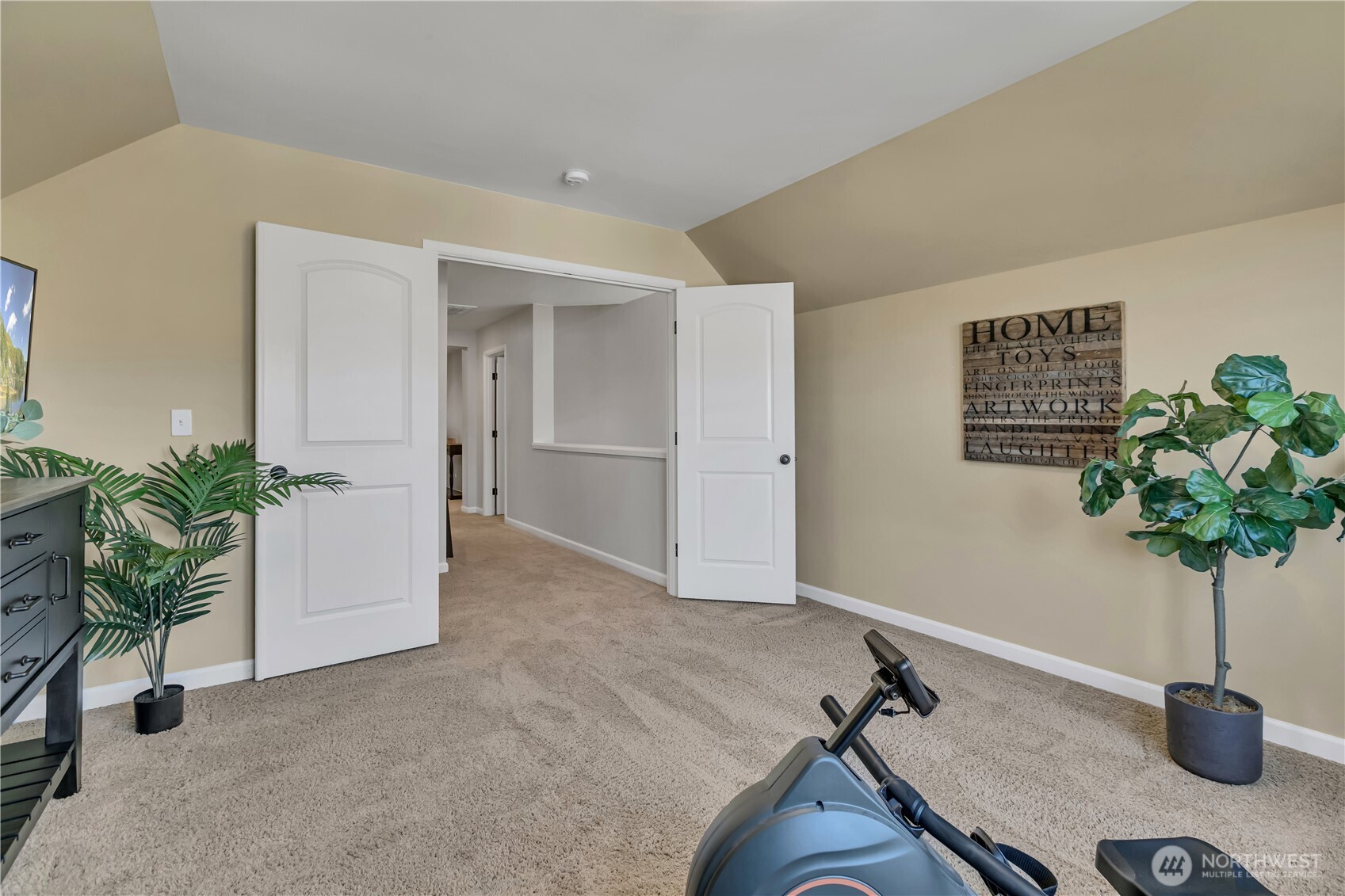 property viewer photo 28