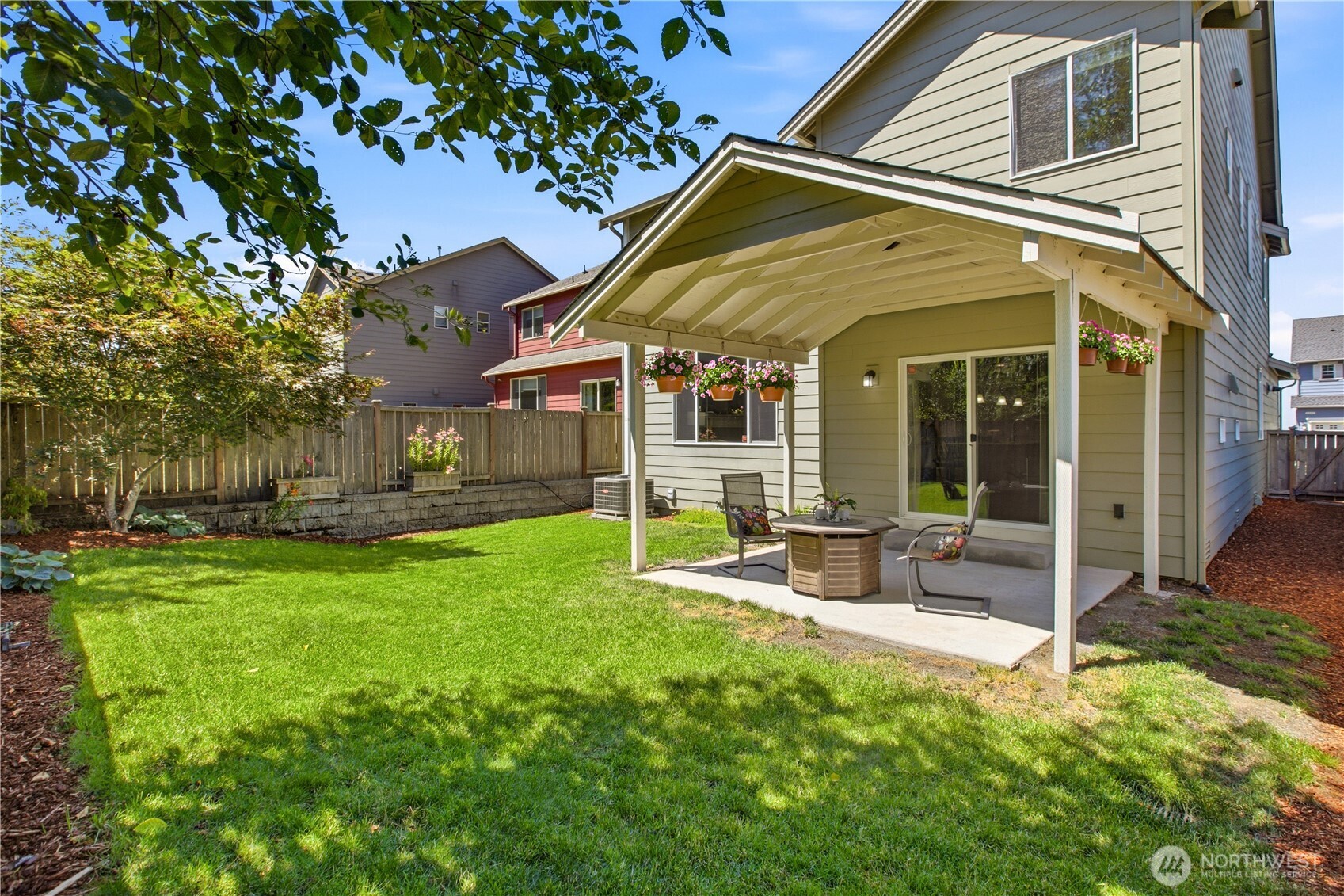 property viewer photo 36