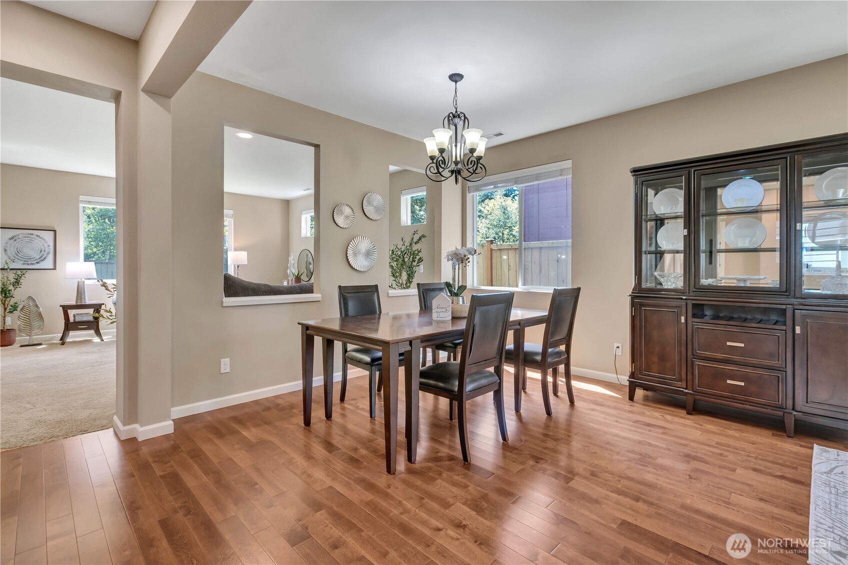 property viewer photo 8