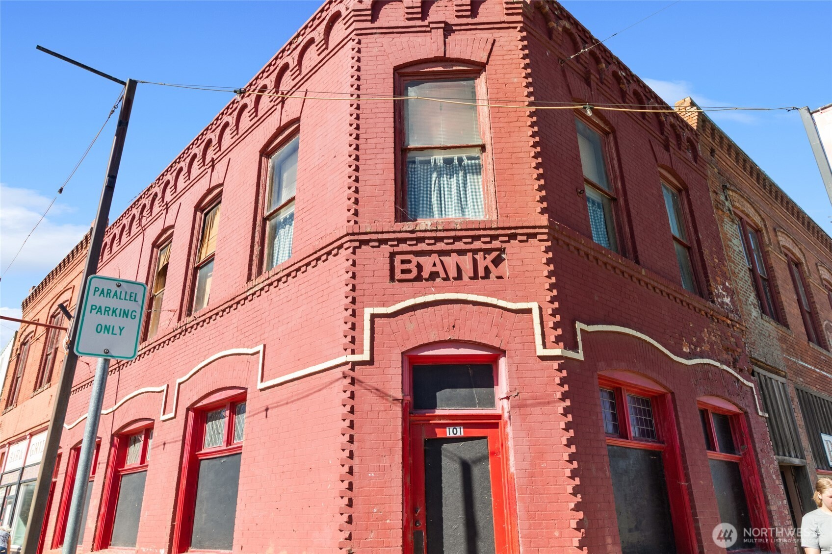 main property photo 0