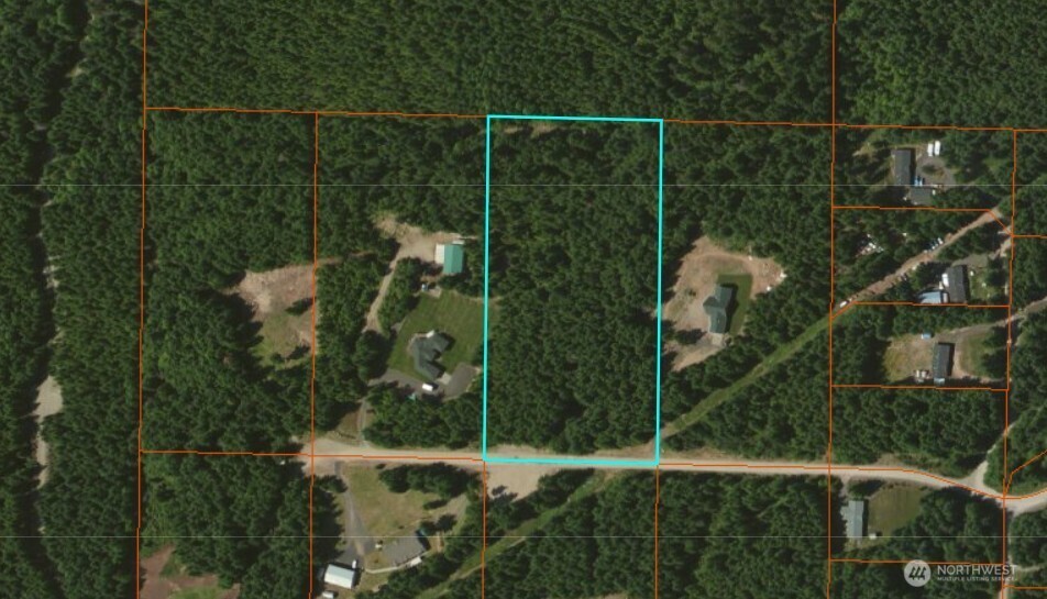 main property photo 13
