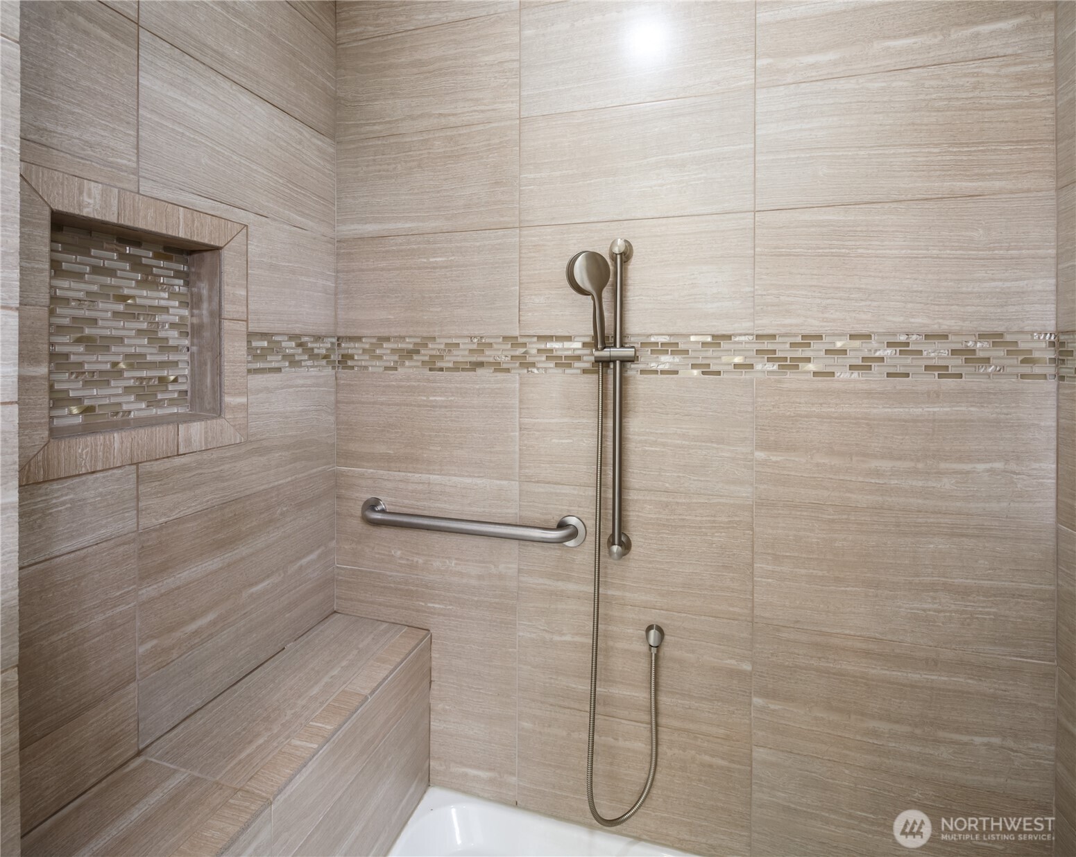 property viewer photo 11