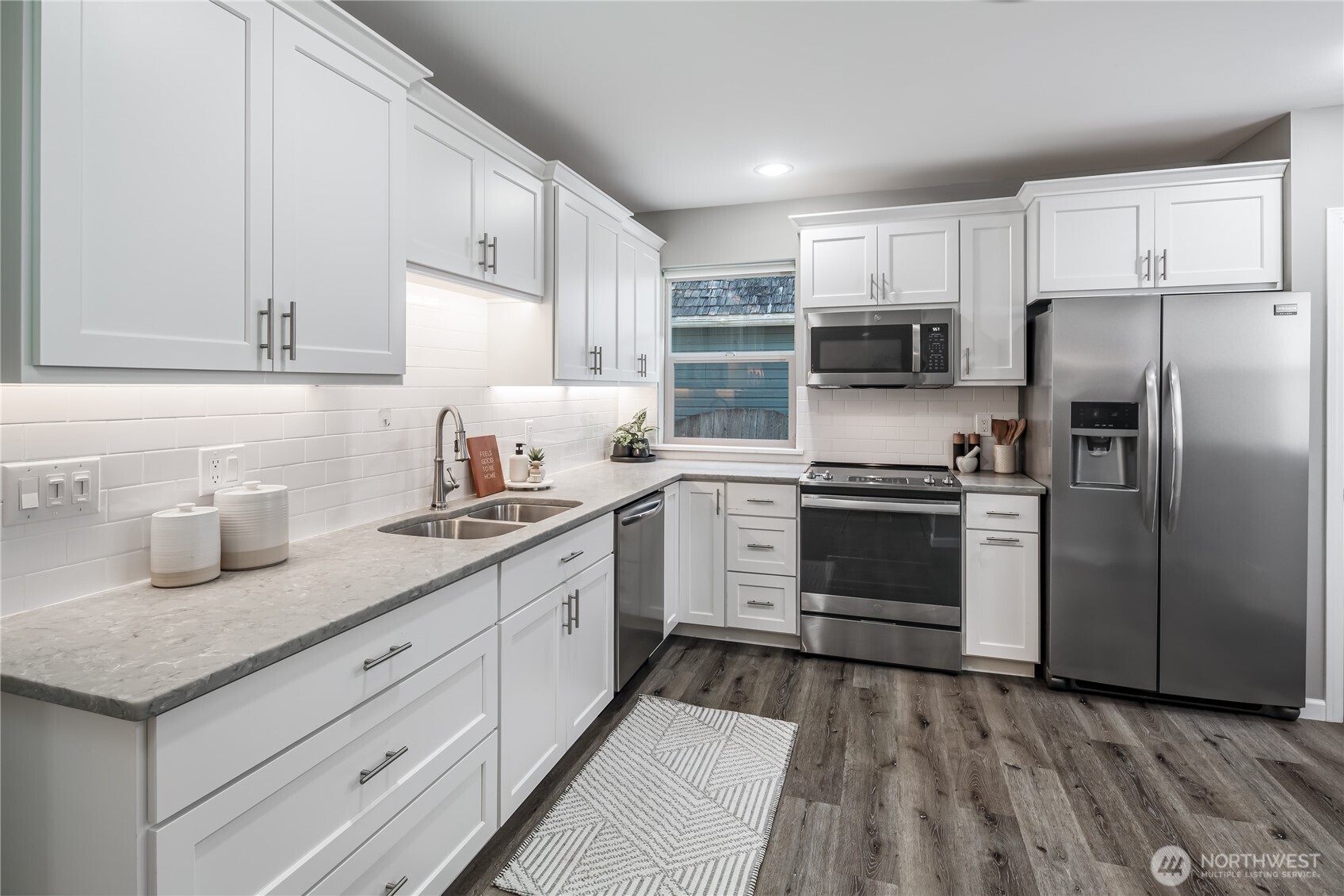 property viewer photo 14