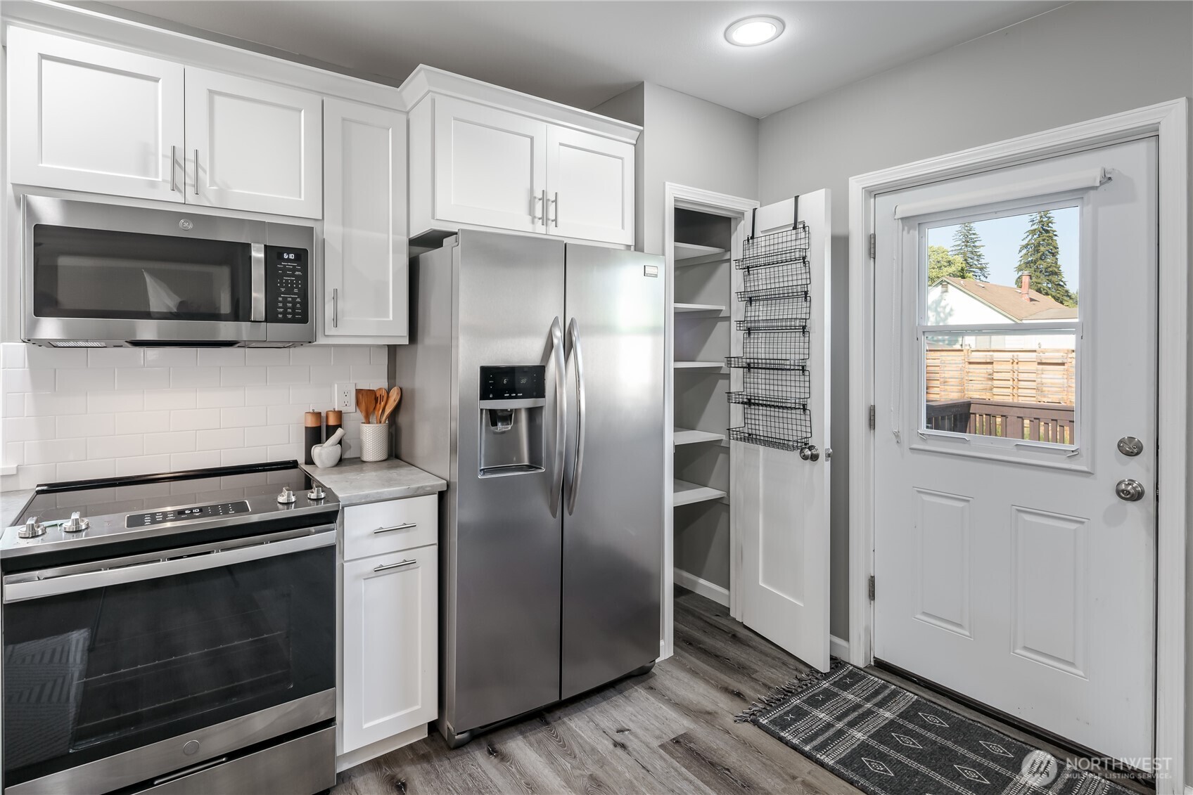 property viewer photo 17