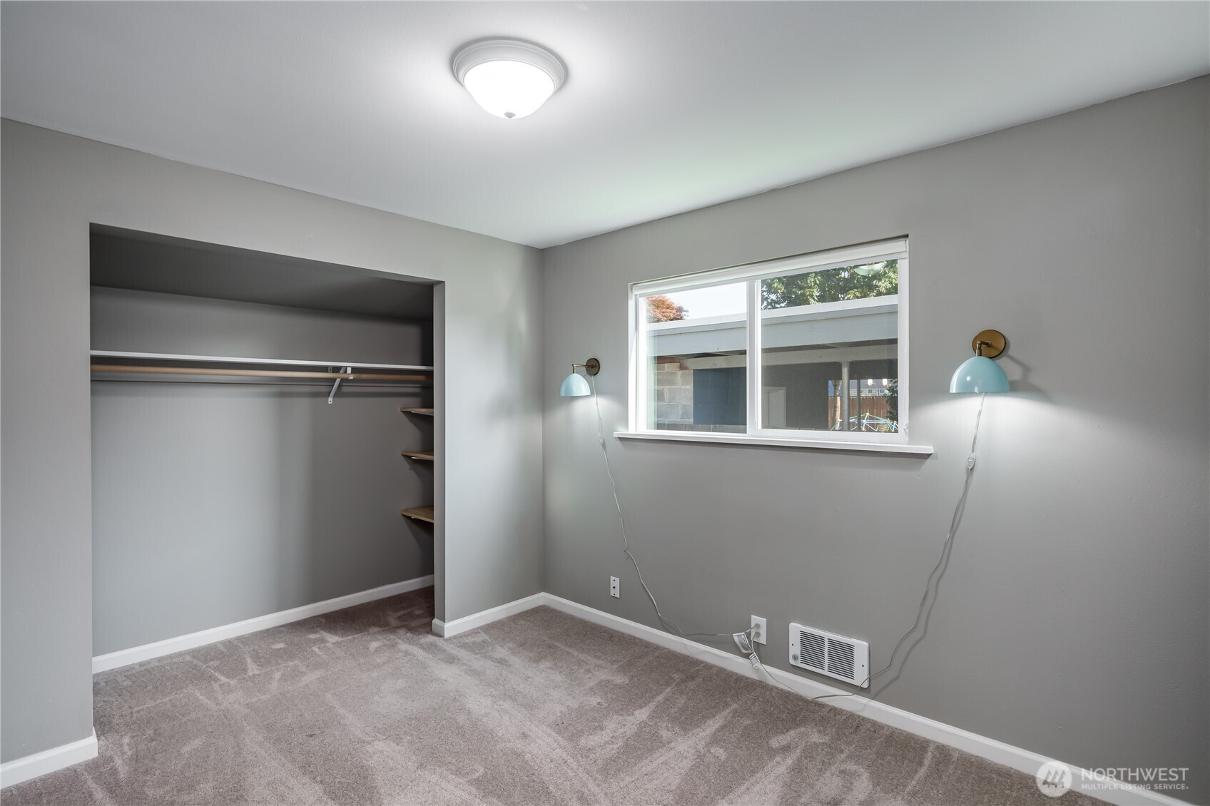 property viewer photo 23