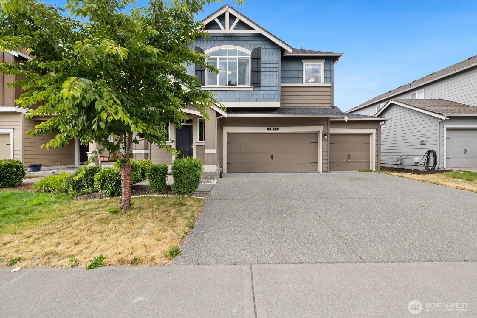 main property photo 0