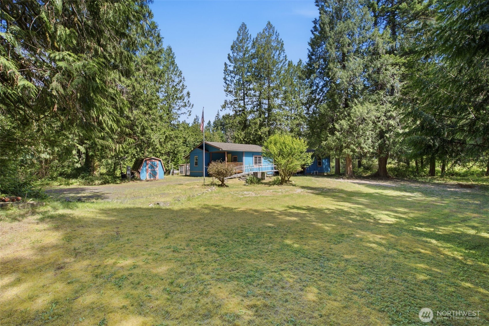 main property photo 6