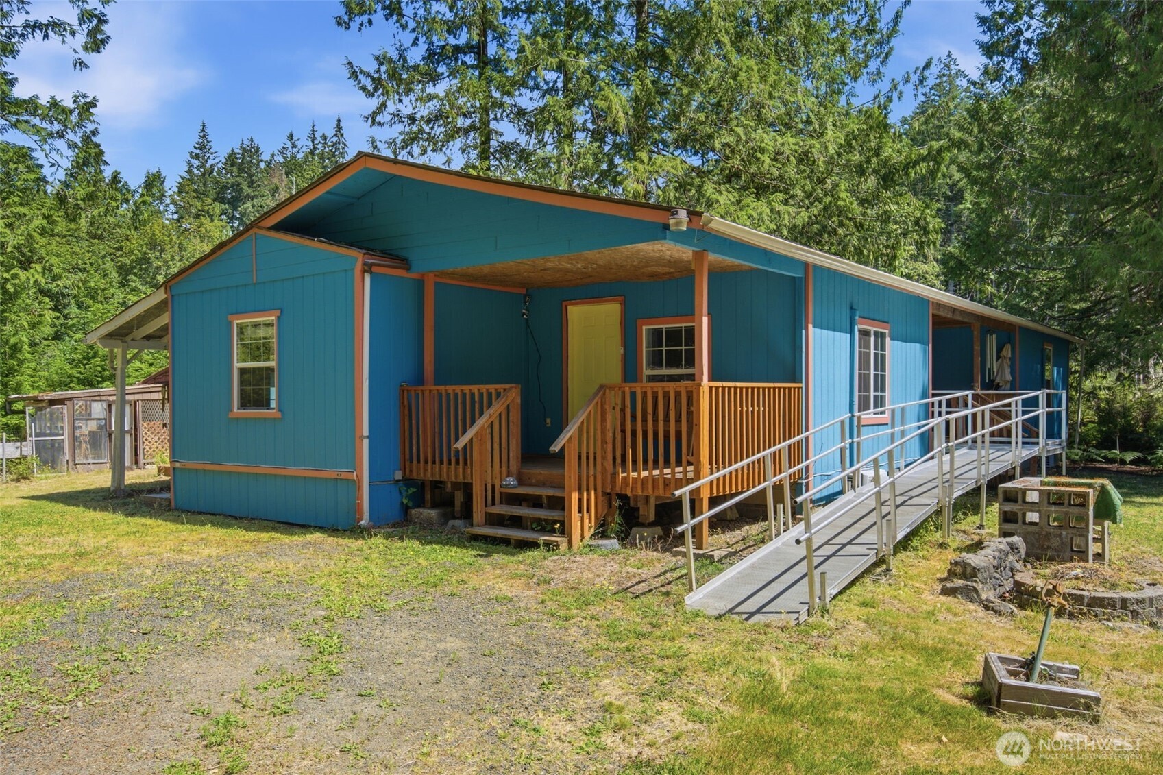 main property photo 8