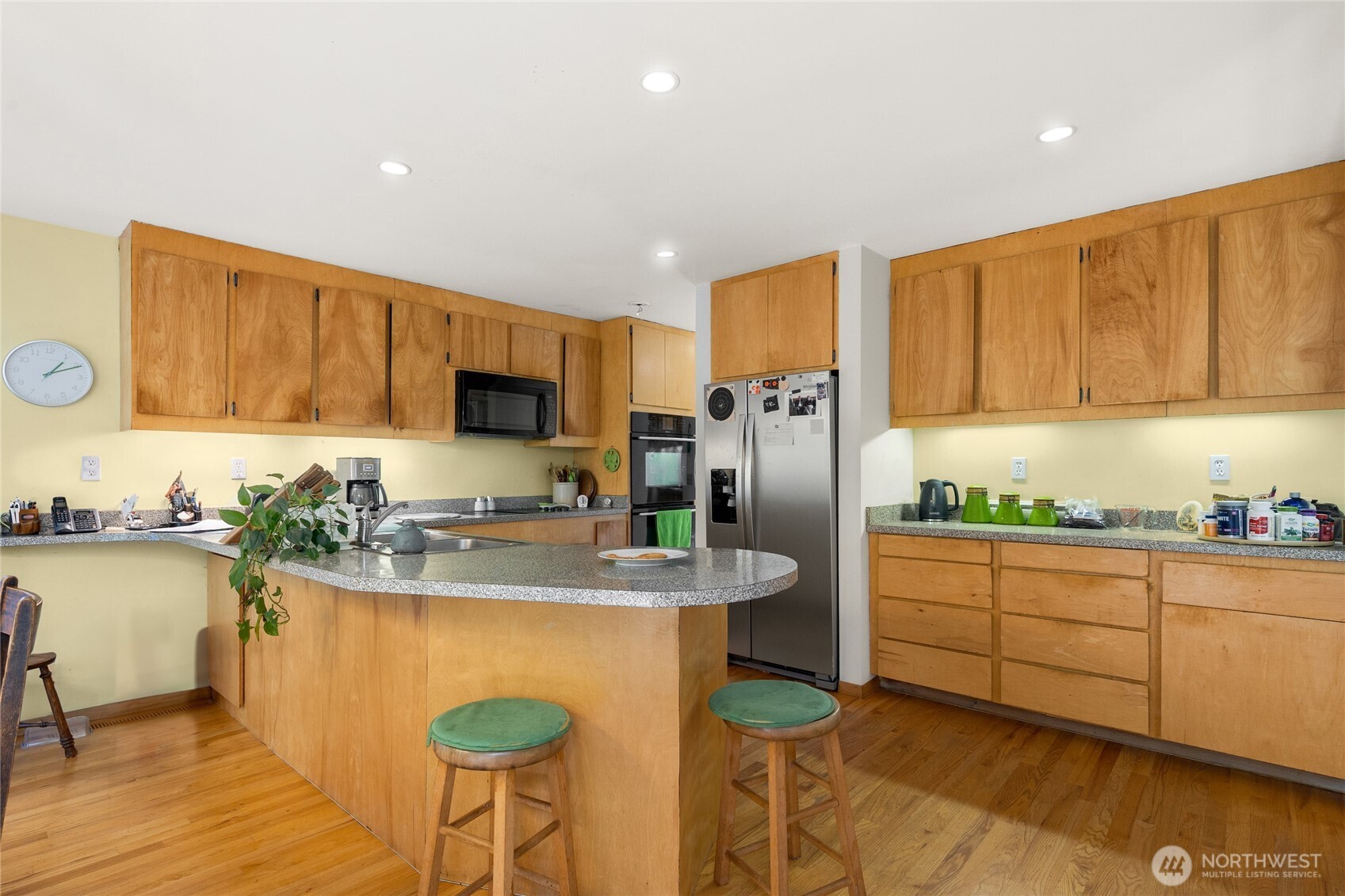main property photo 15