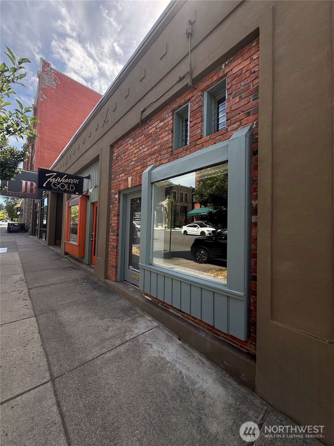 main property photo 2