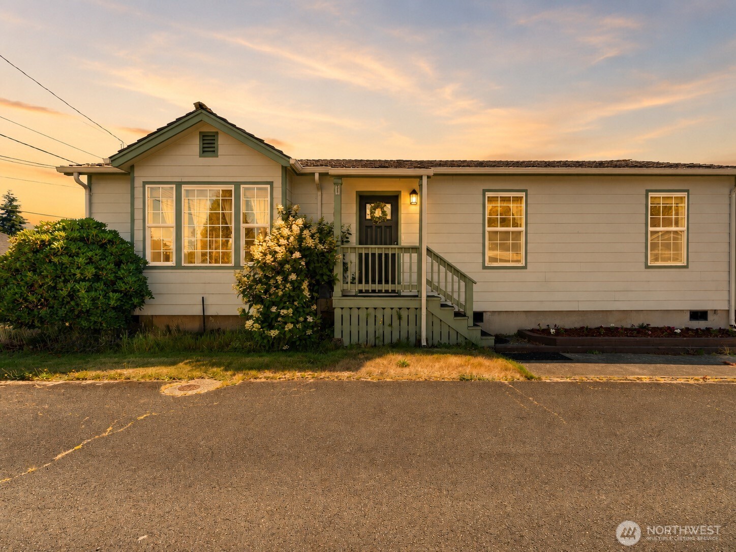 main property photo 0