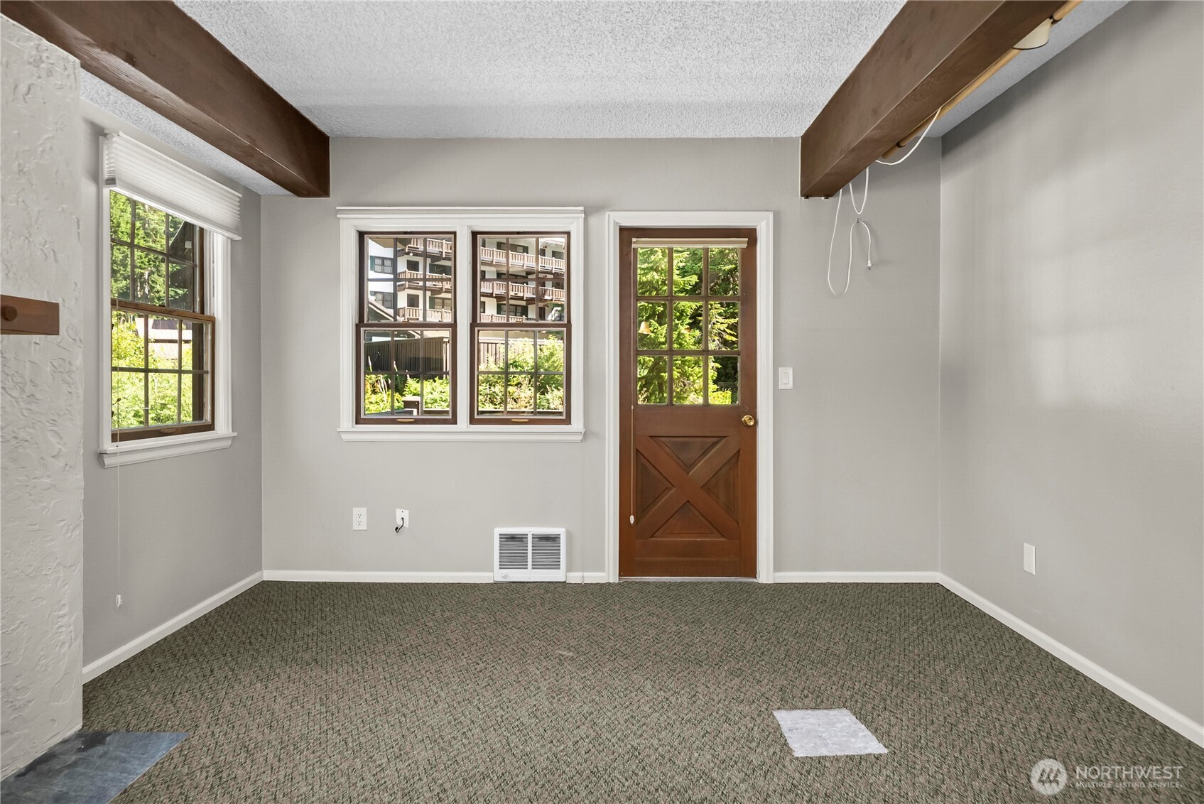 property viewer photo 11