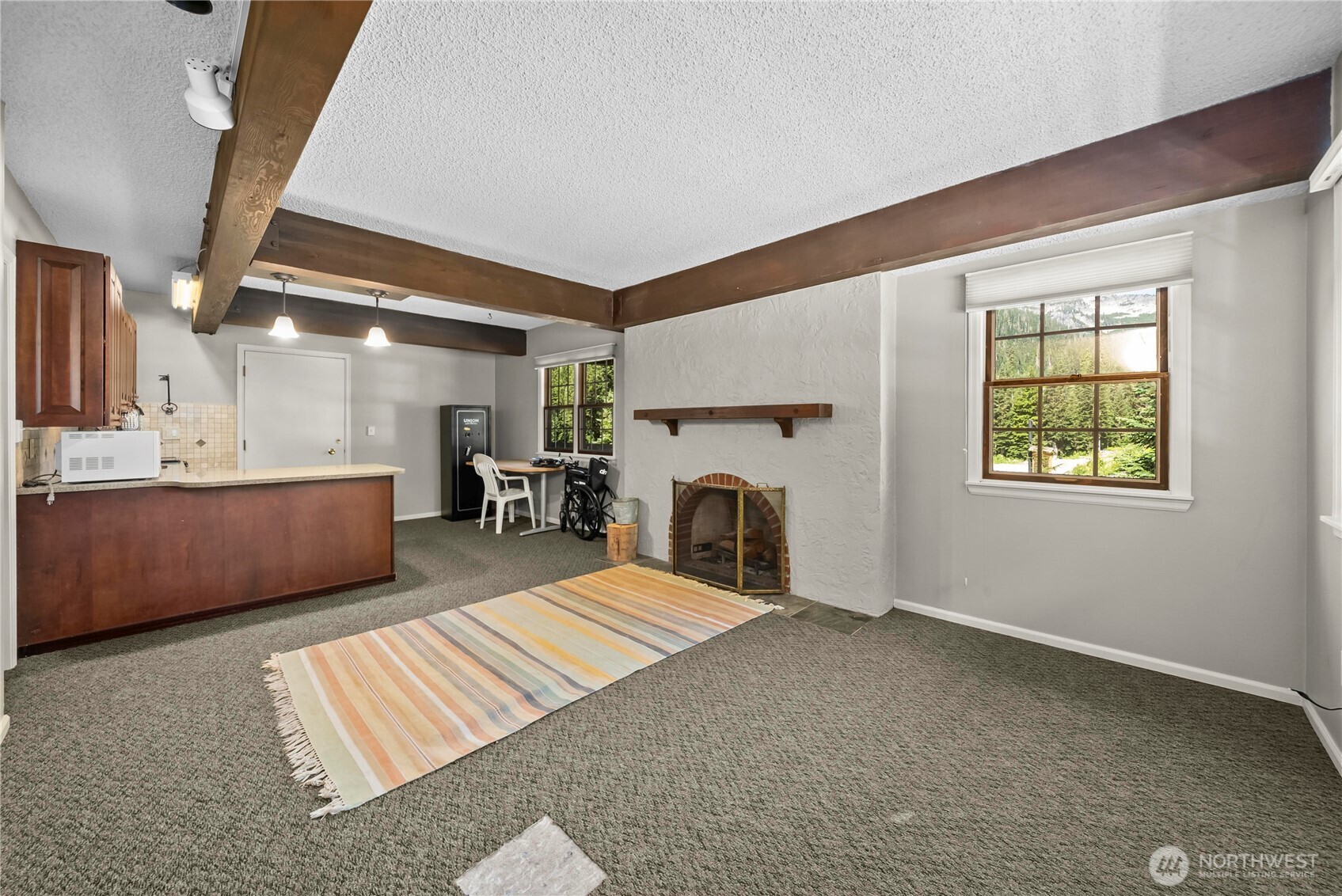 property viewer photo 12