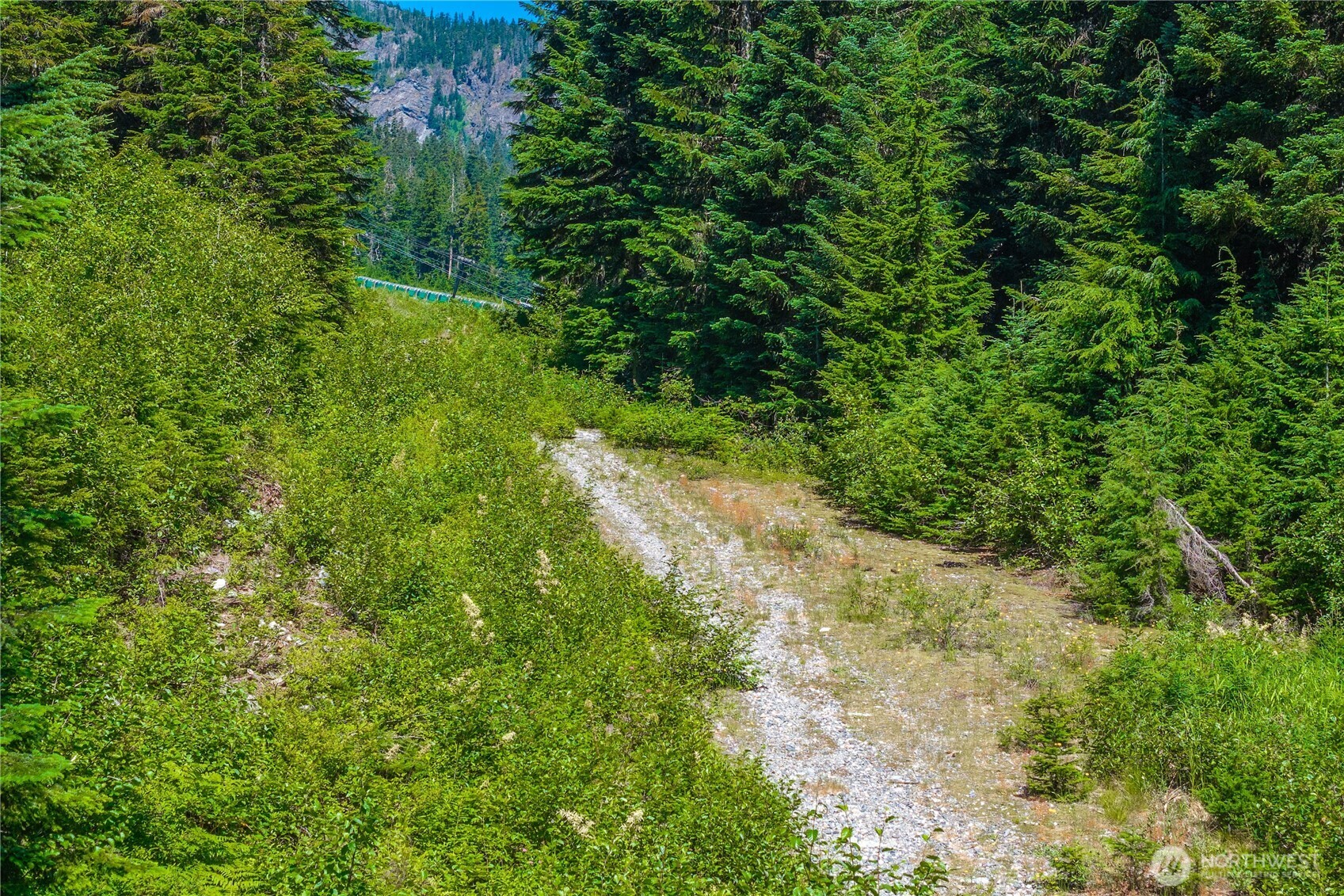 property viewer photo 33