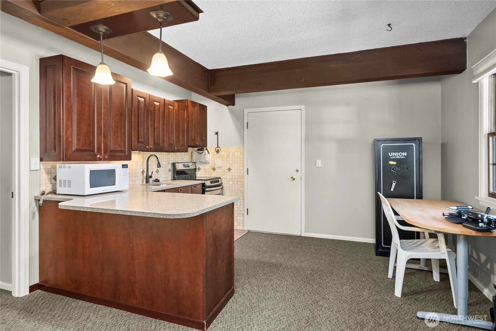 property viewer photo 5