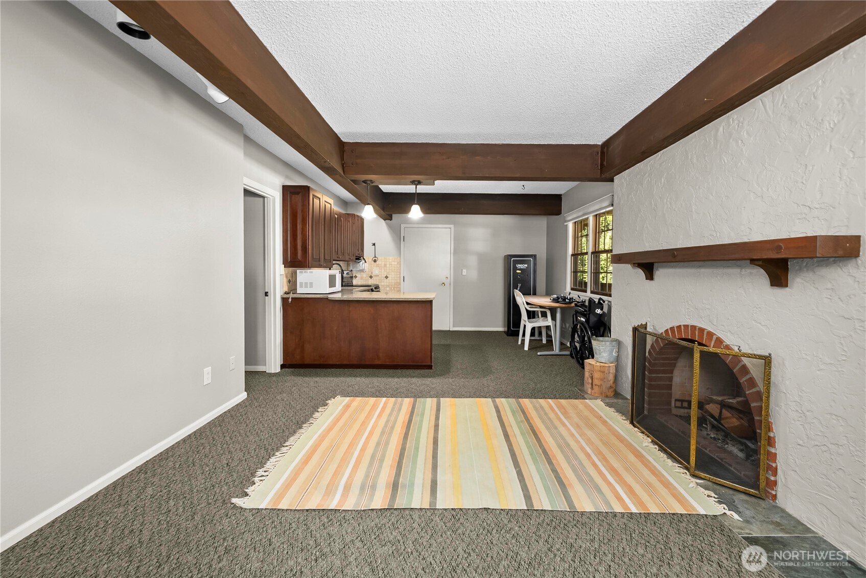 property viewer photo 9