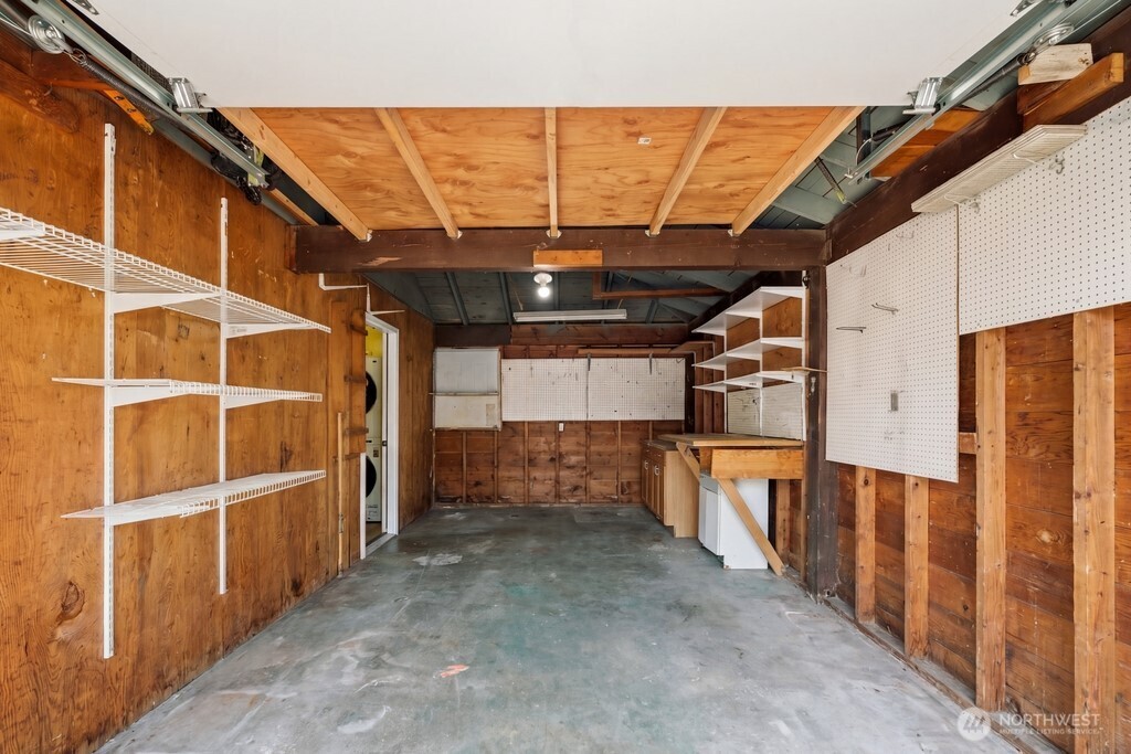 property viewer photo 7
