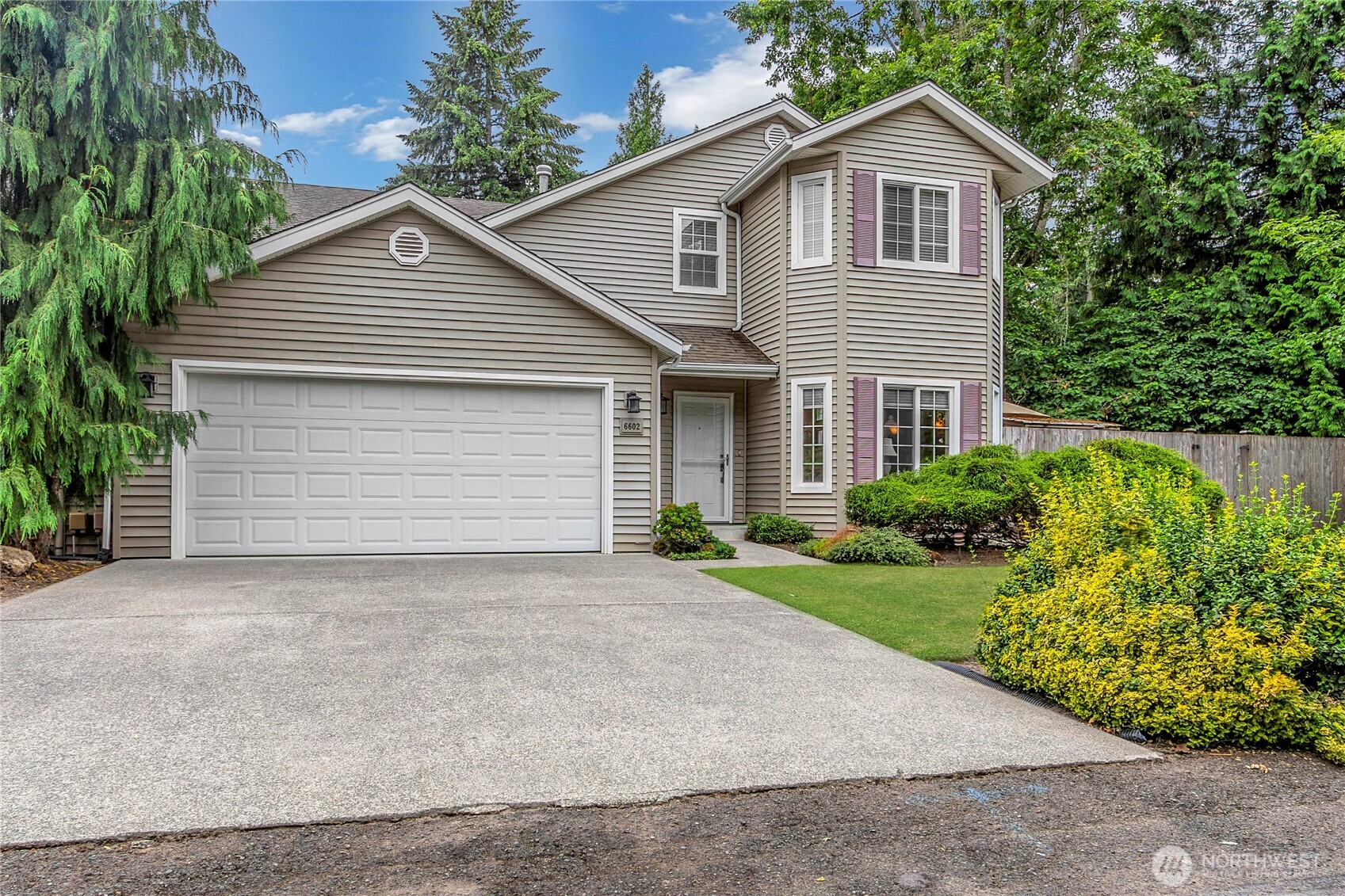 main property photo 0