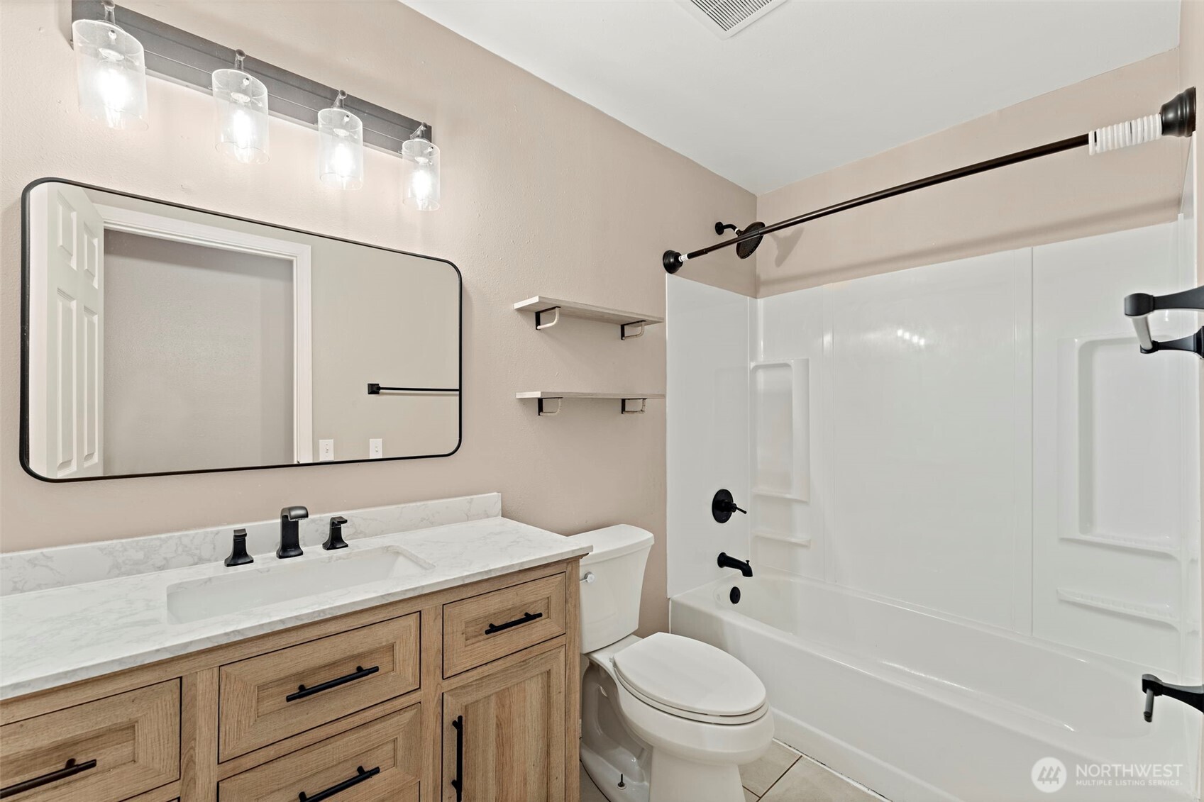 property viewer photo 23