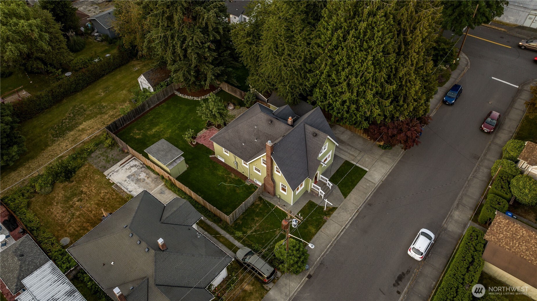 main property photo 33