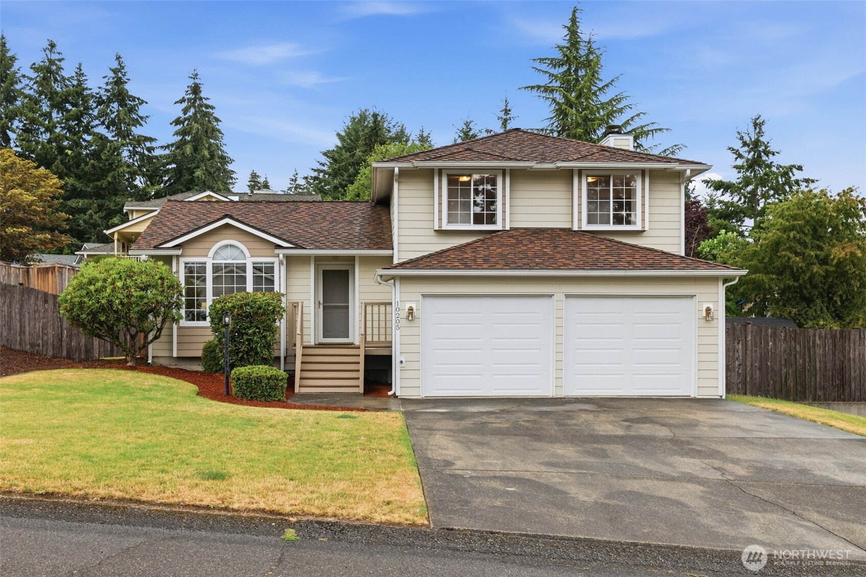 main property photo 0