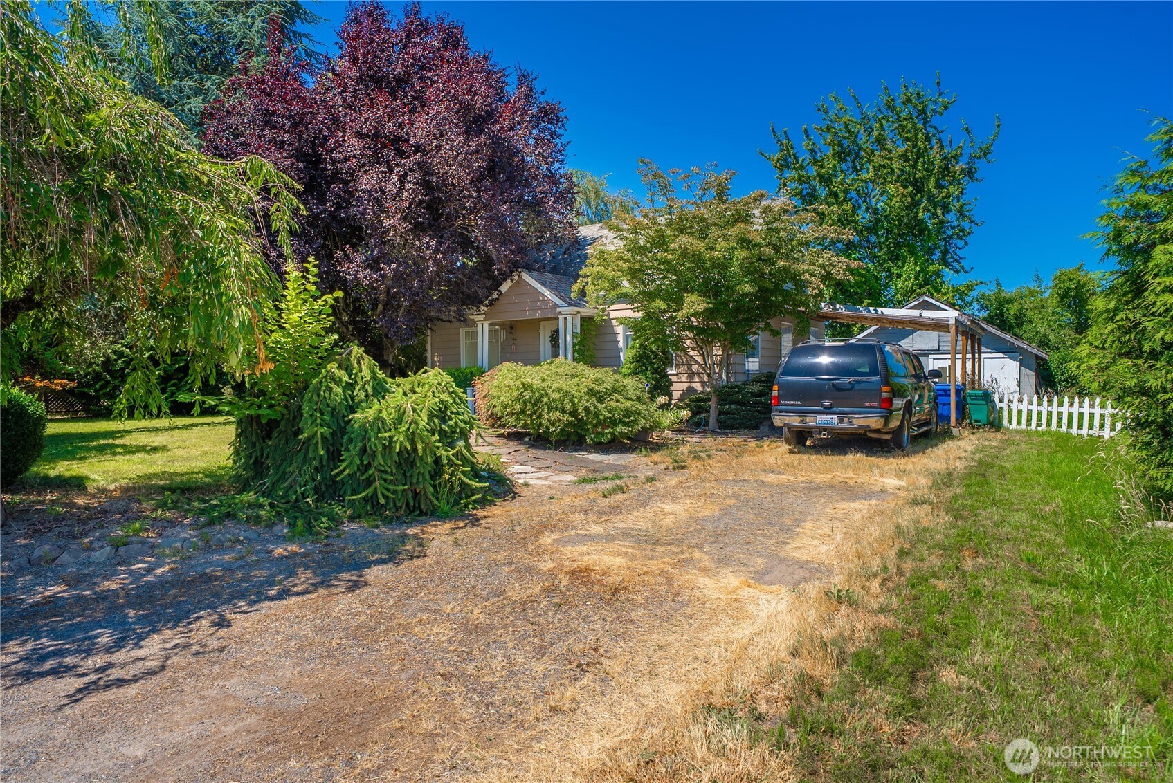 main property photo 0