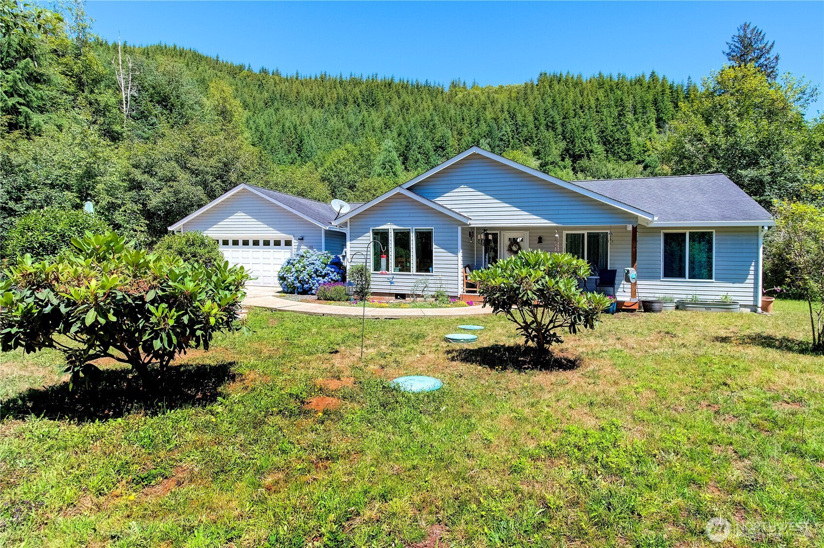 main property photo 0