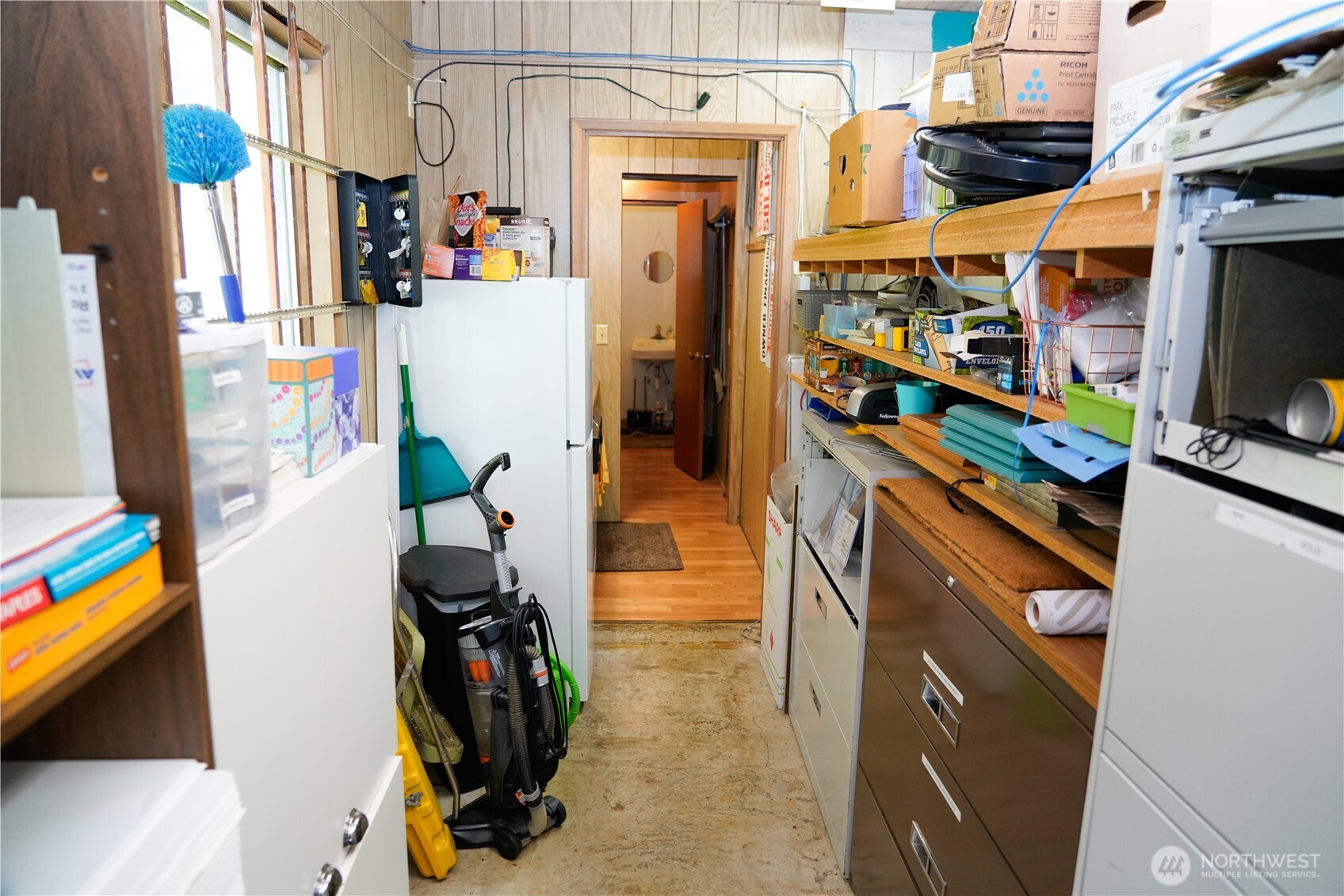 main property photo 16