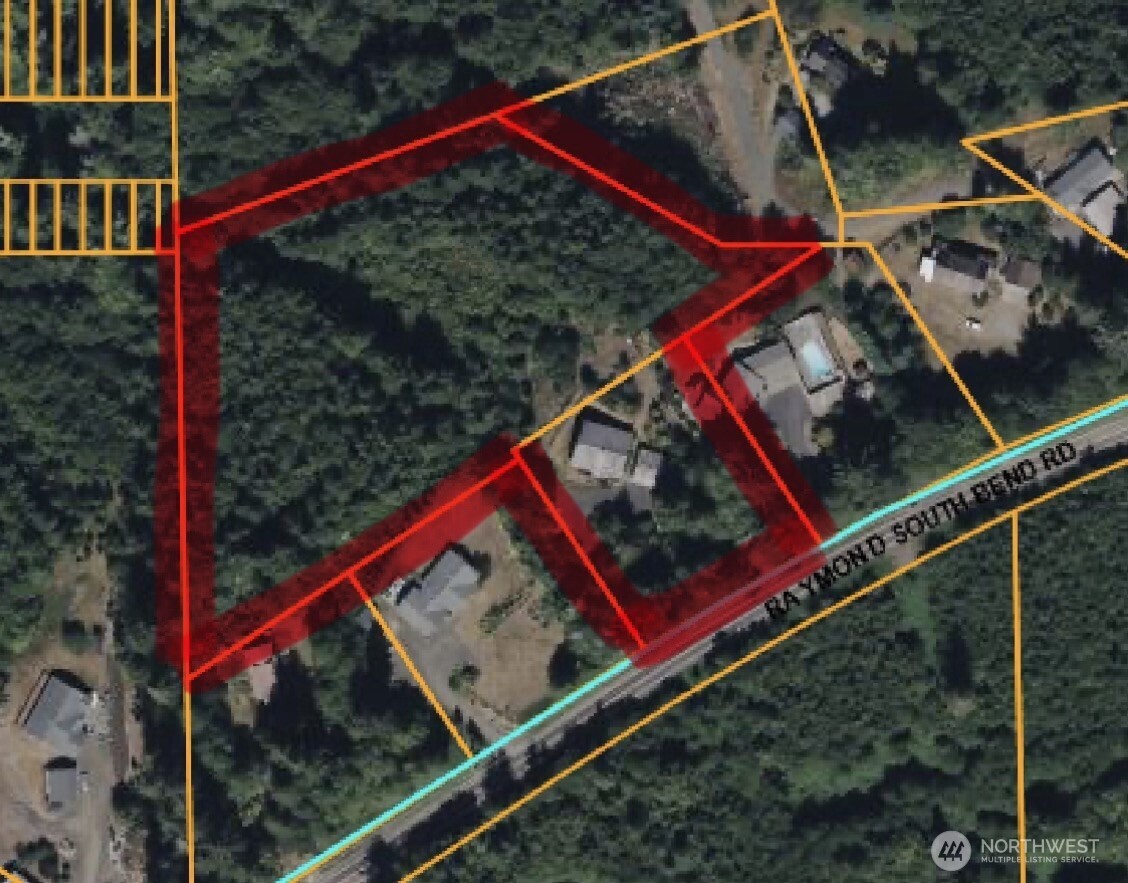 main property photo 33
