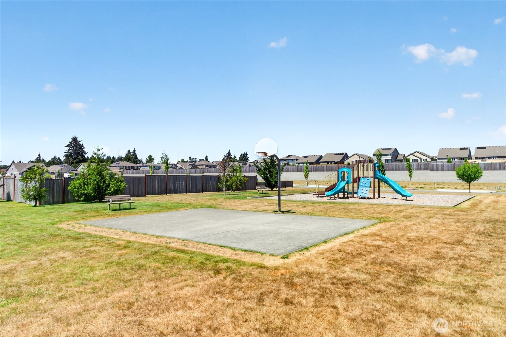 property viewer photo 36