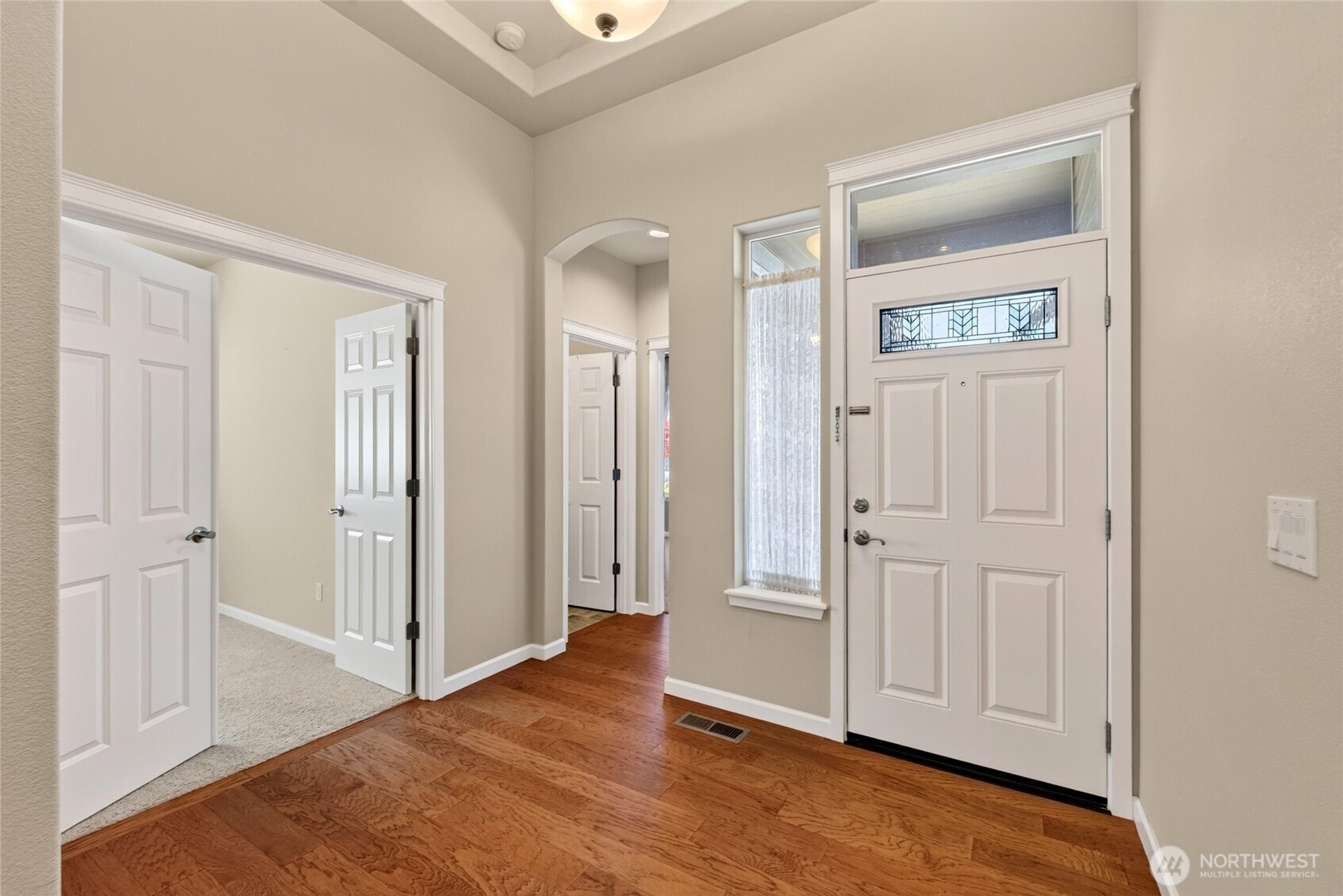 property viewer photo 5