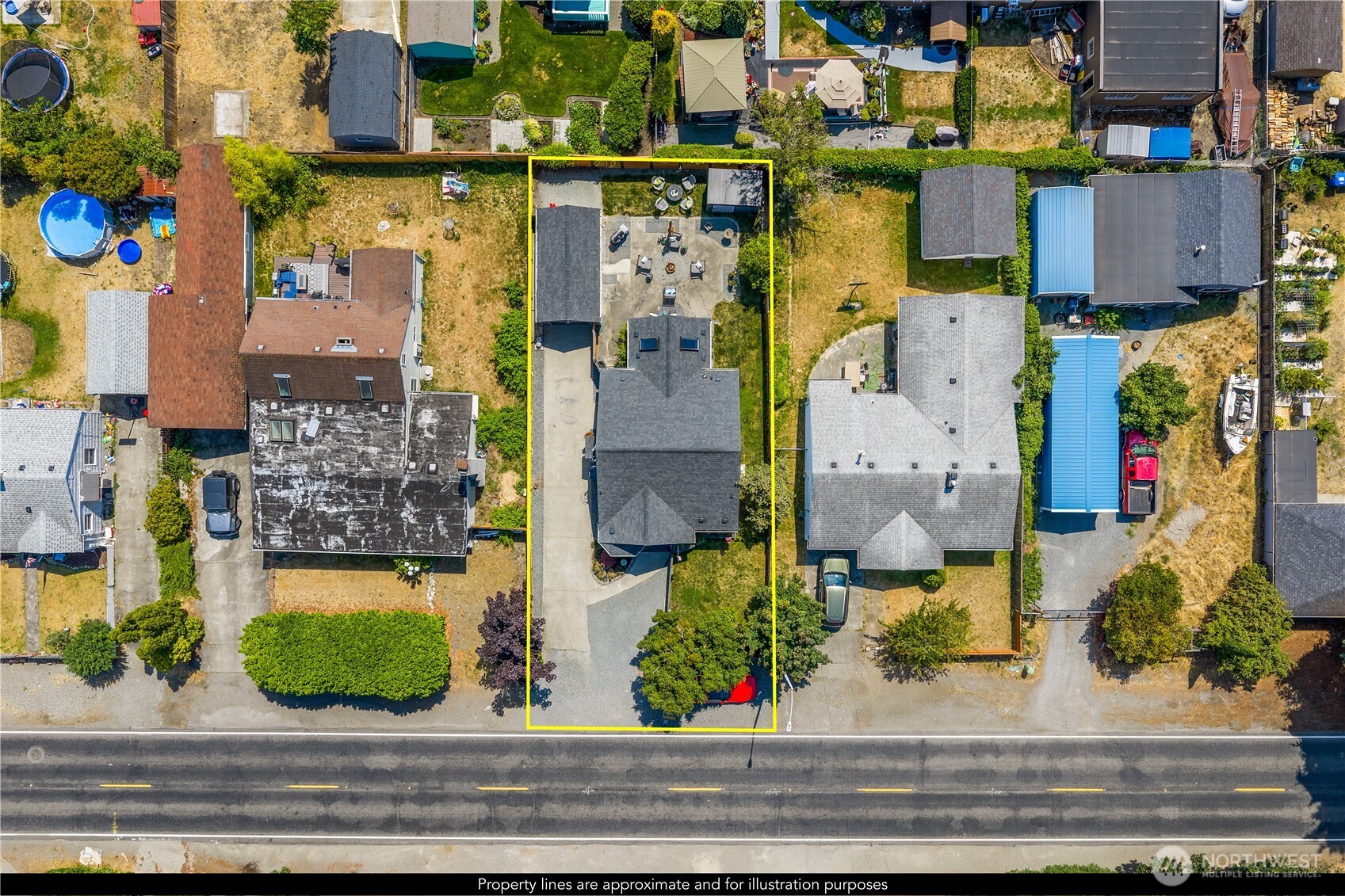 main property photo 28