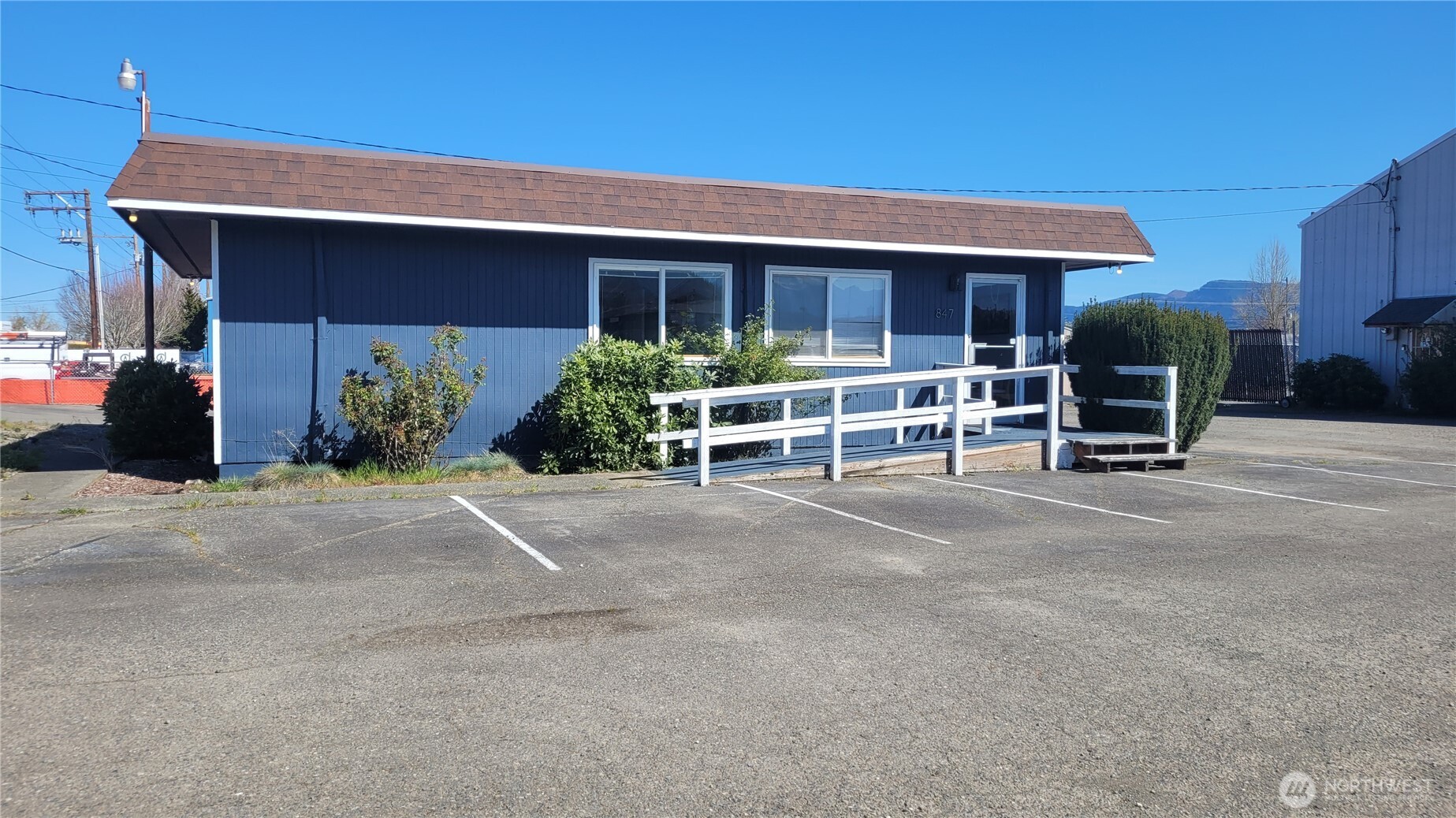 main property photo 0