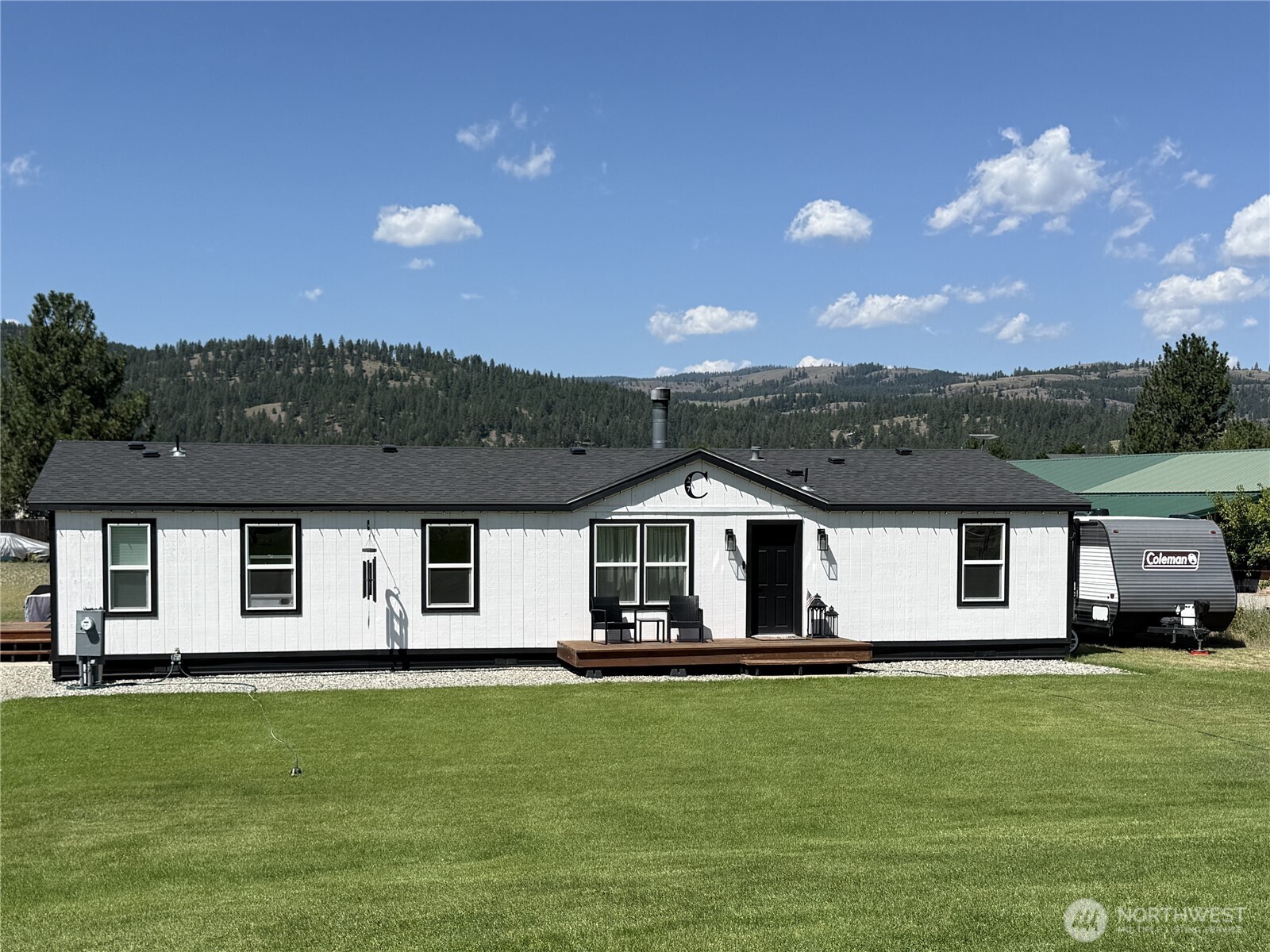 main property photo 0