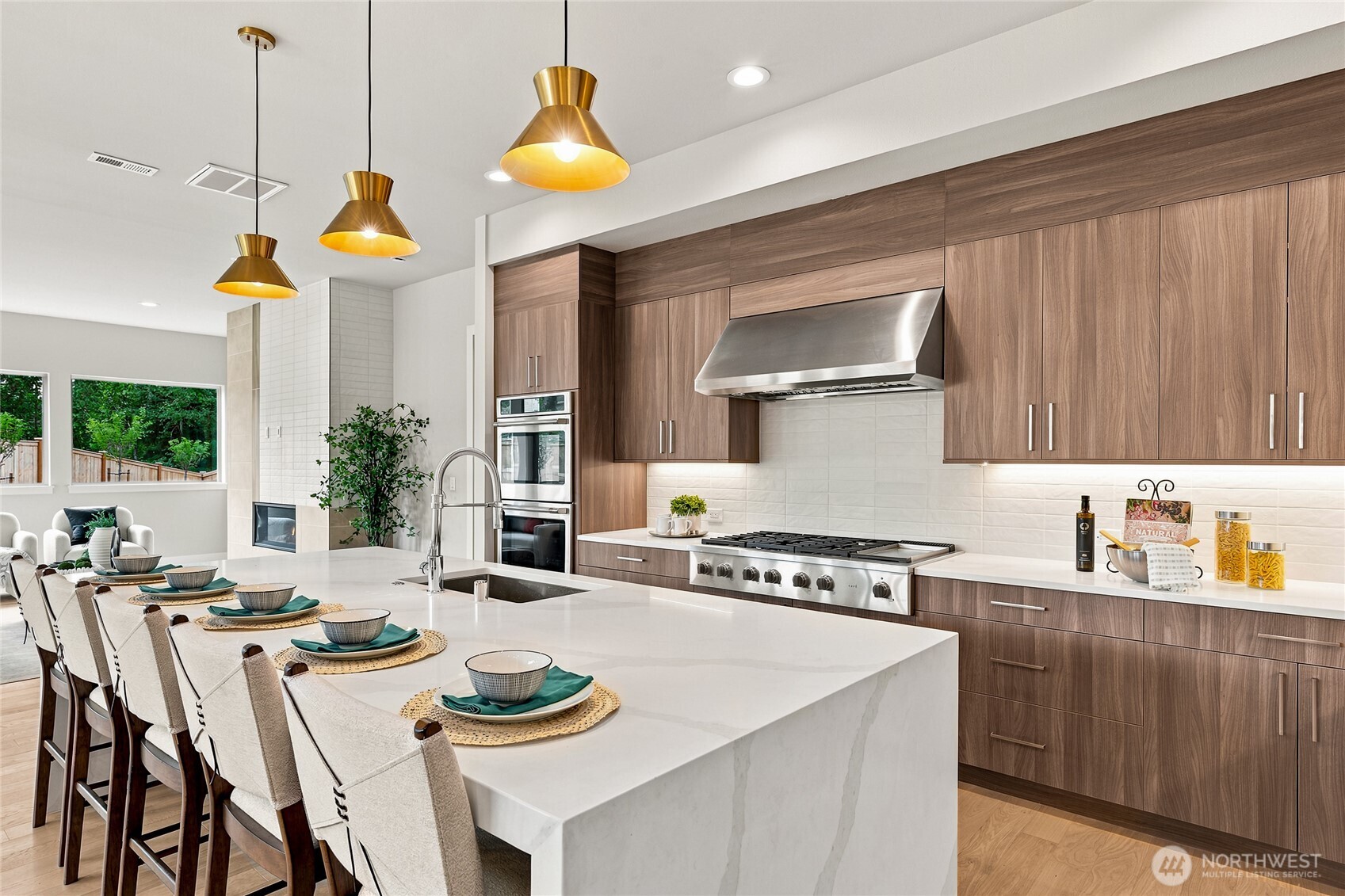 property viewer photo 12