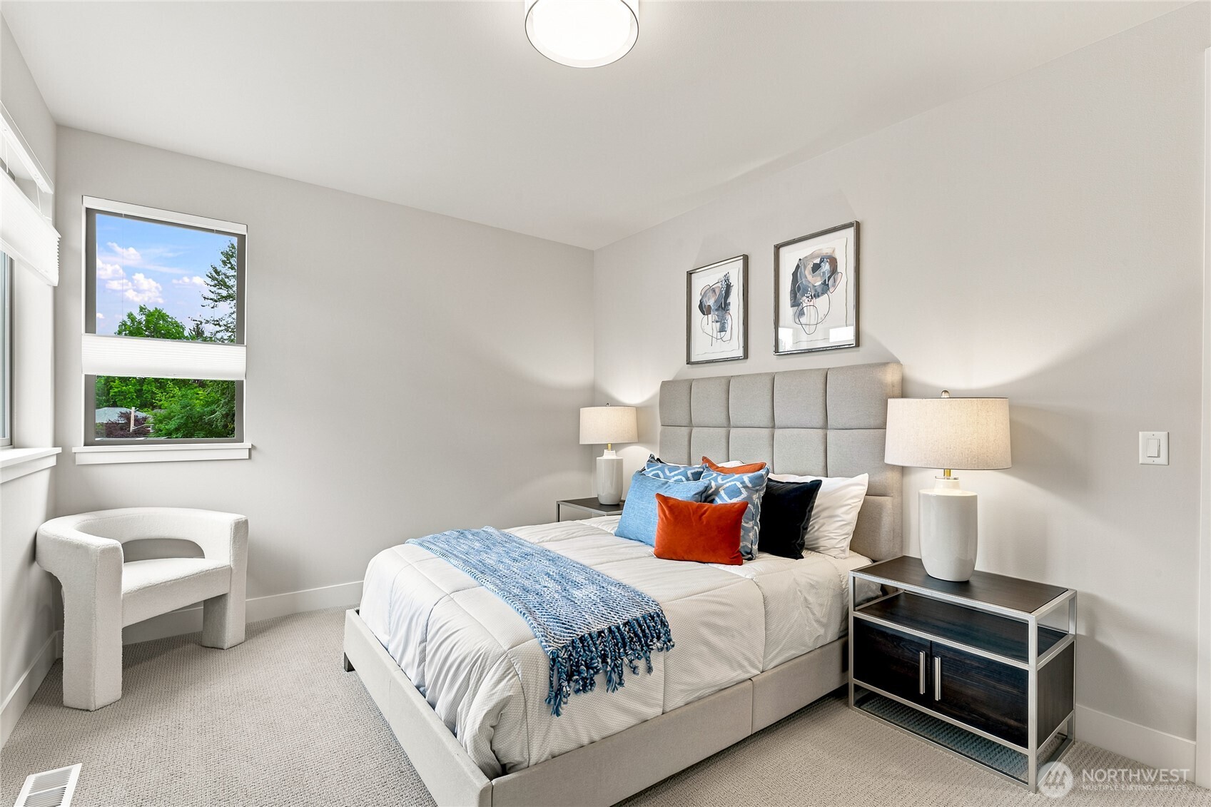 property viewer photo 27