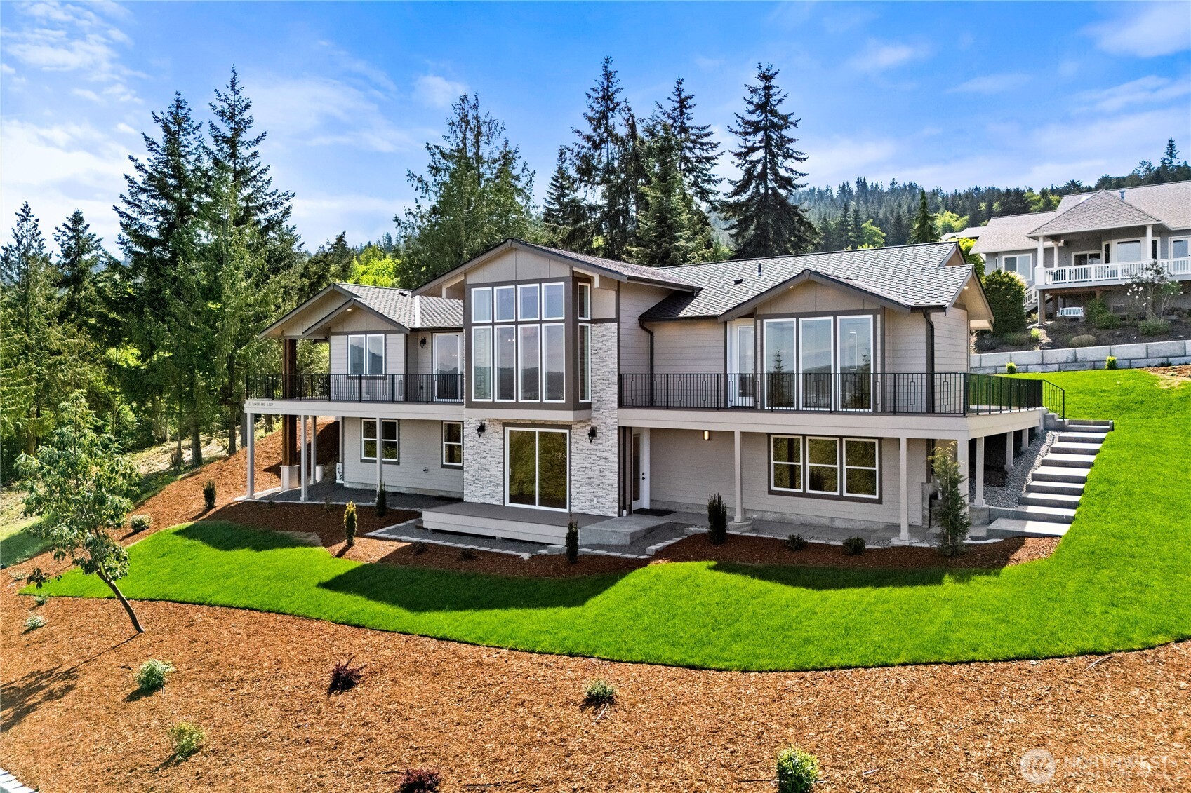 main property photo 0