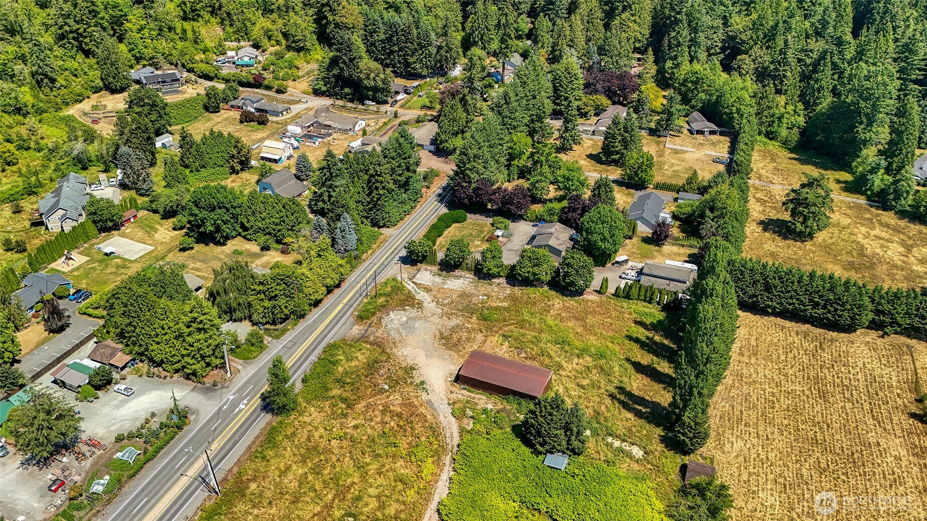 main property photo 13
