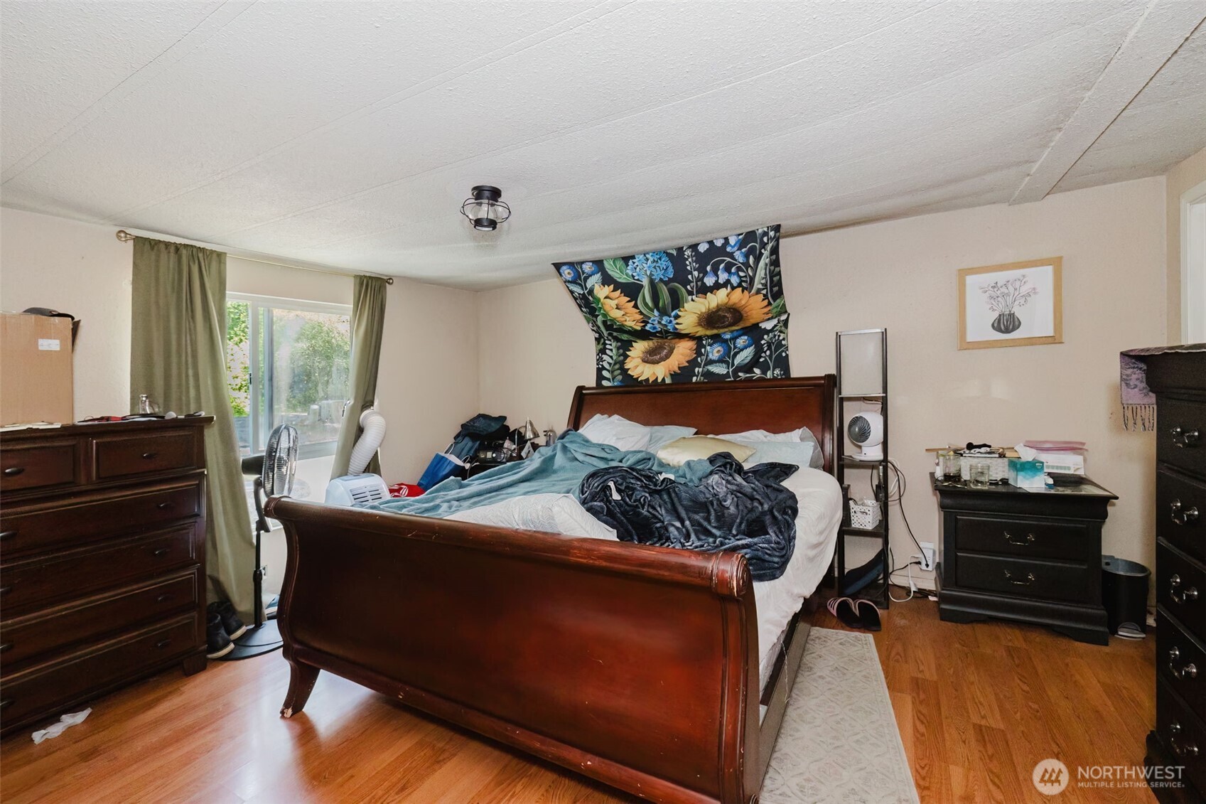 property viewer photo 12