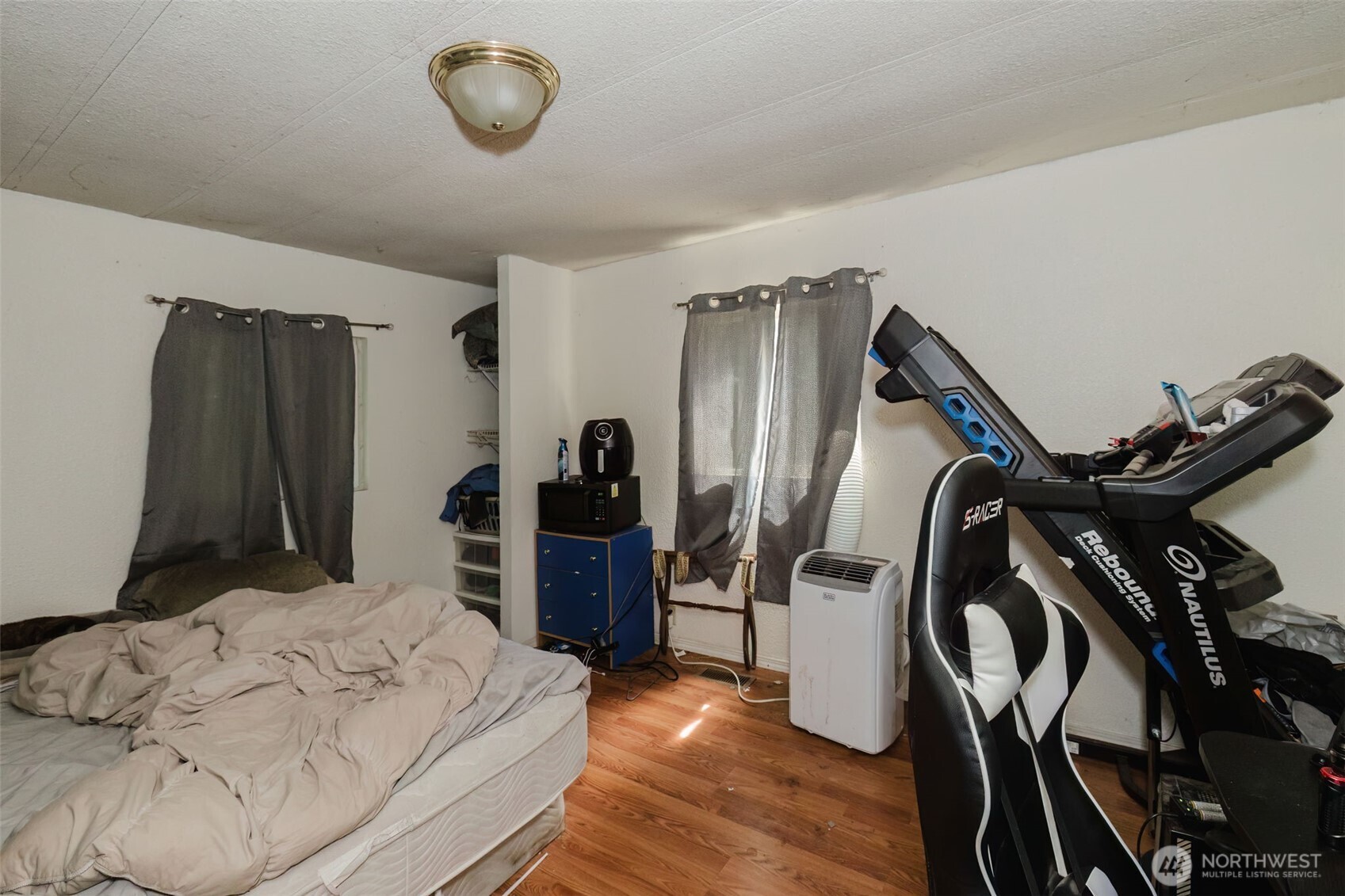 property viewer photo 15