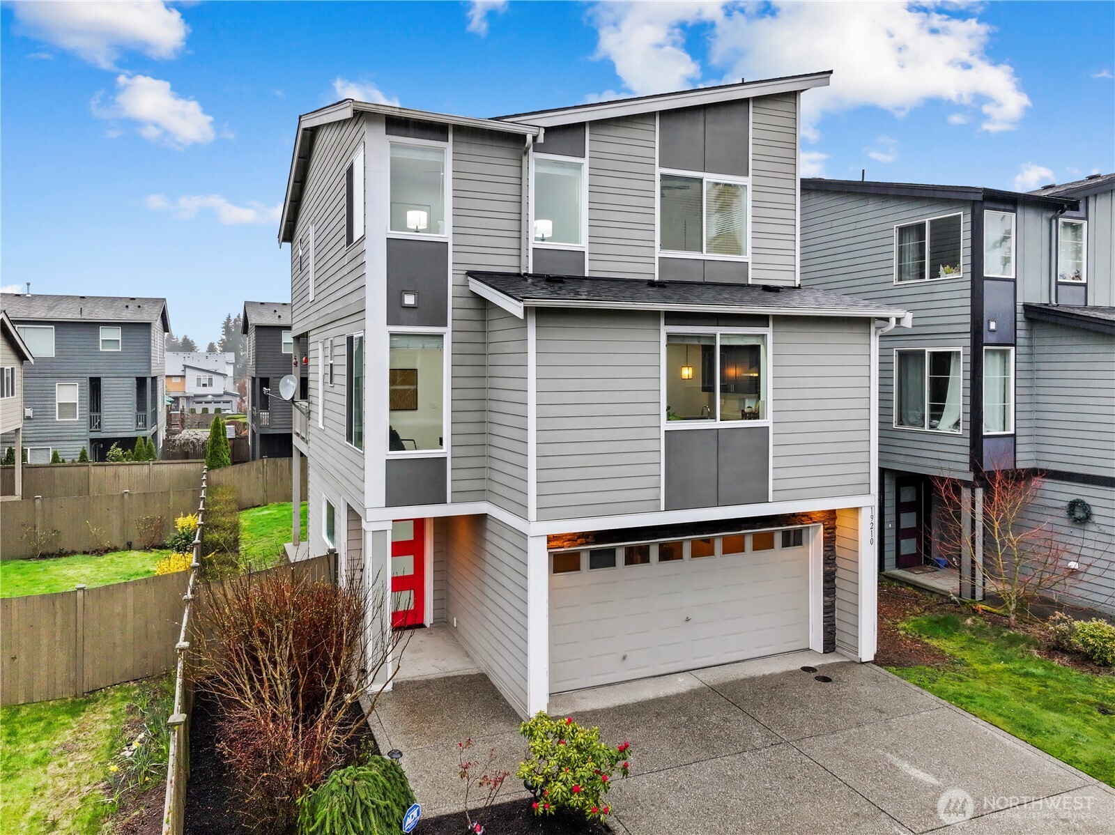 main property photo 0