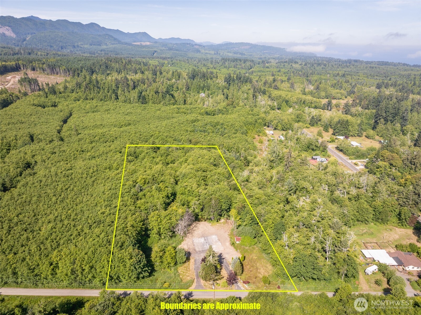 main property photo 24