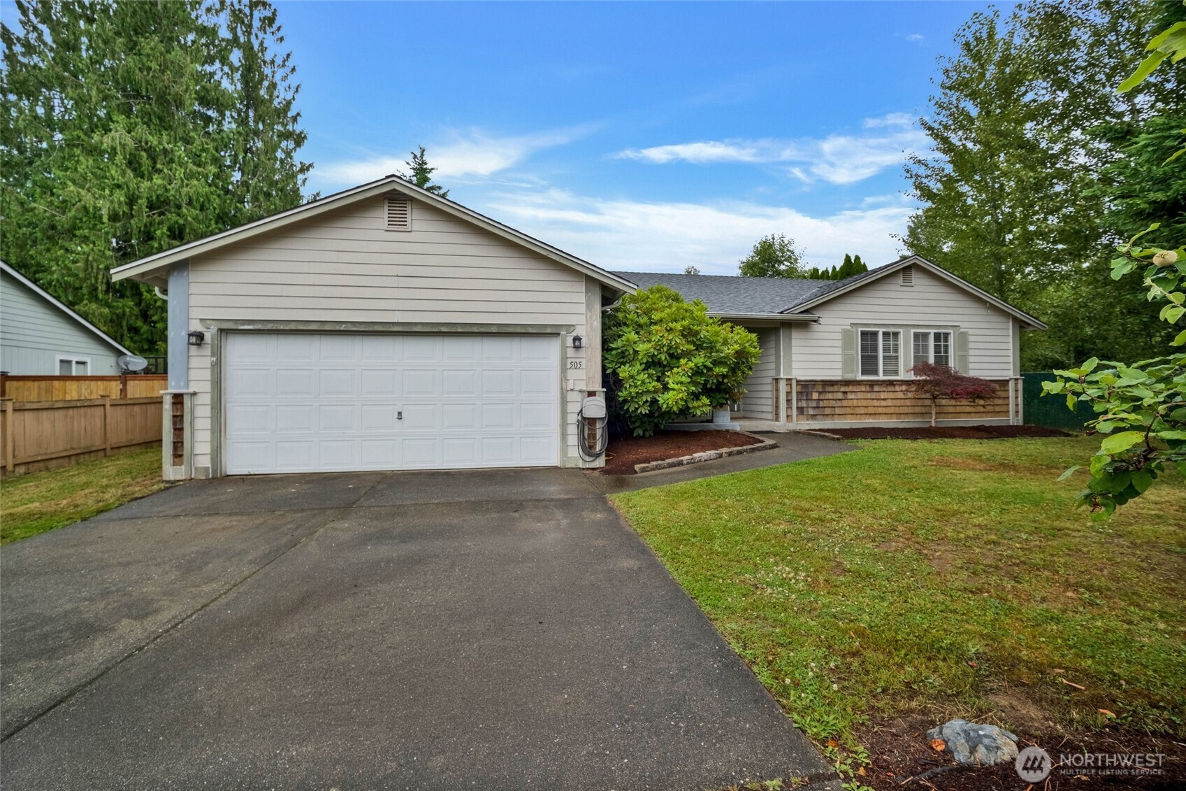 main property photo 0
