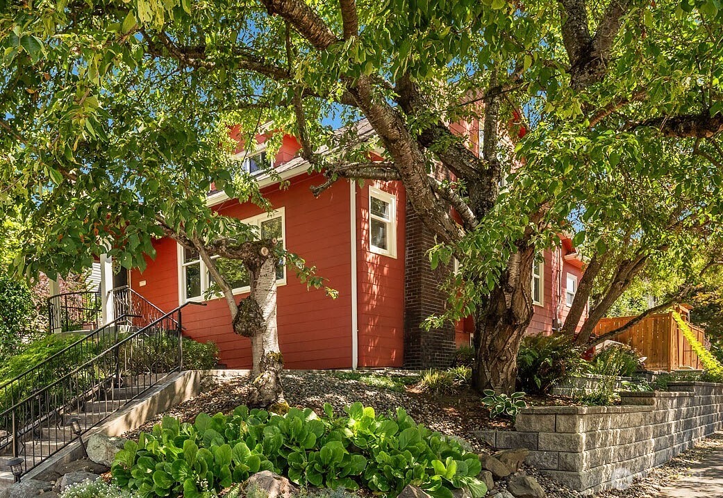 main property photo 0