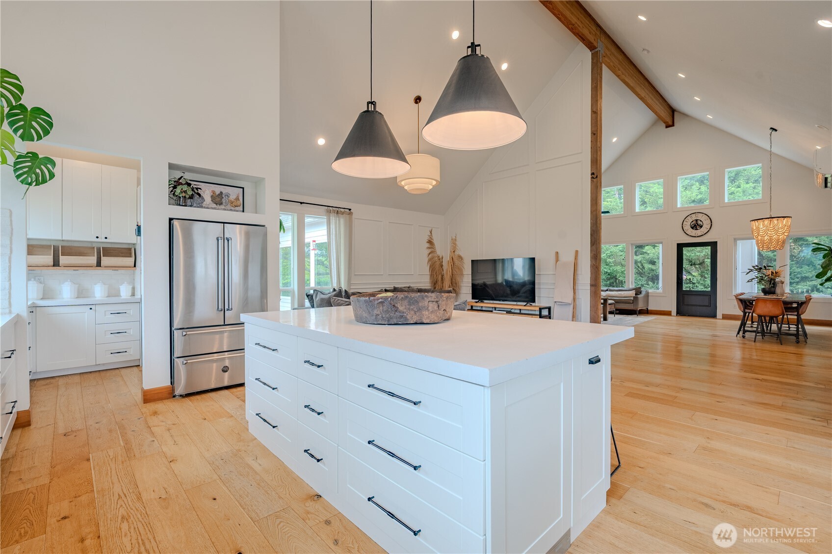 property viewer photo 11