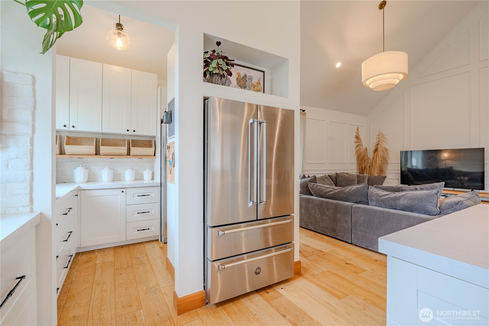 property viewer photo 12