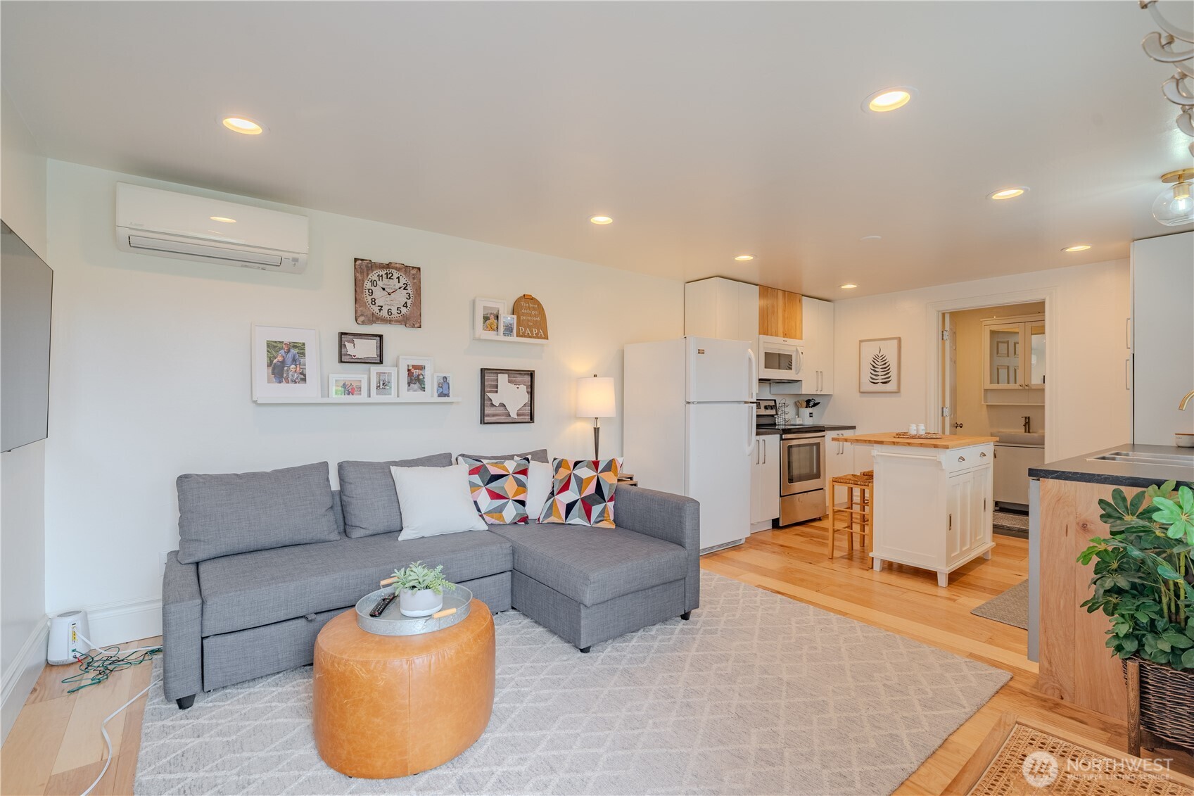 property viewer photo 33